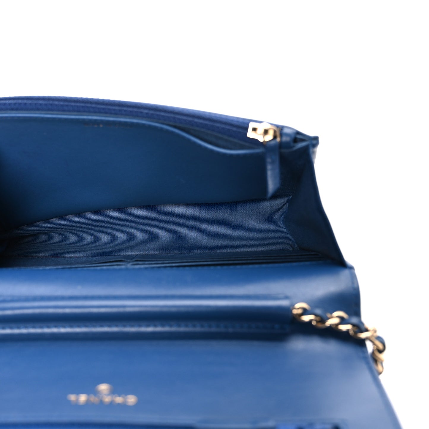 Caviar Quilted CC Filigree Wallet On Chain WOC Blue