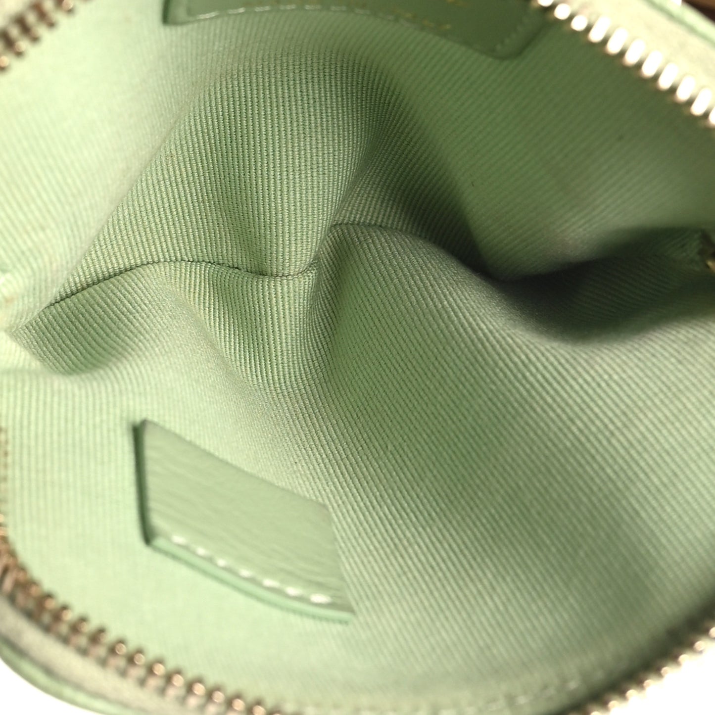 Caviar Quilted Zip Card Holder Wallet Green