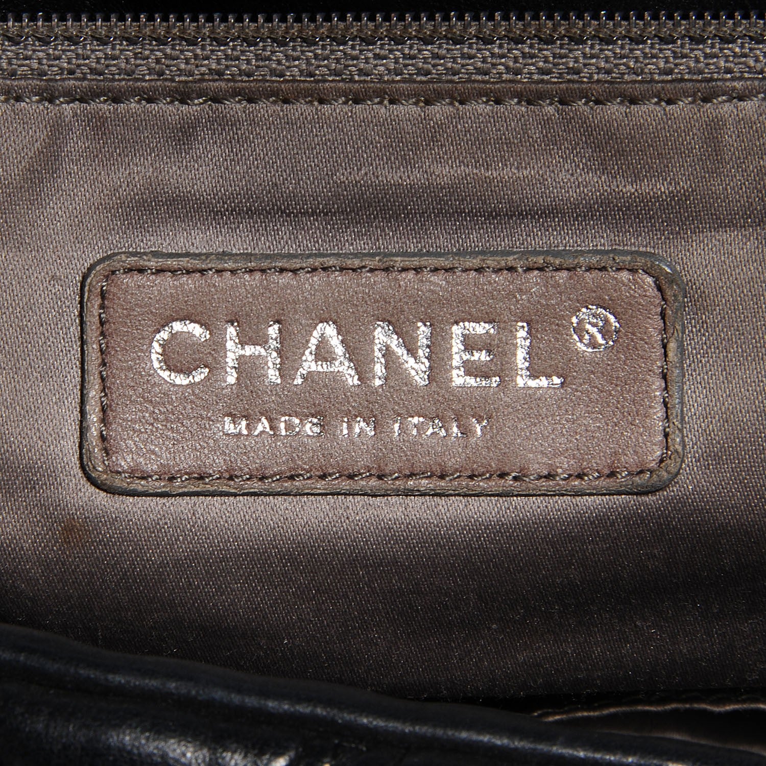 Chanel Calfskin Bubble Quilt Hobo Black 6 of 7