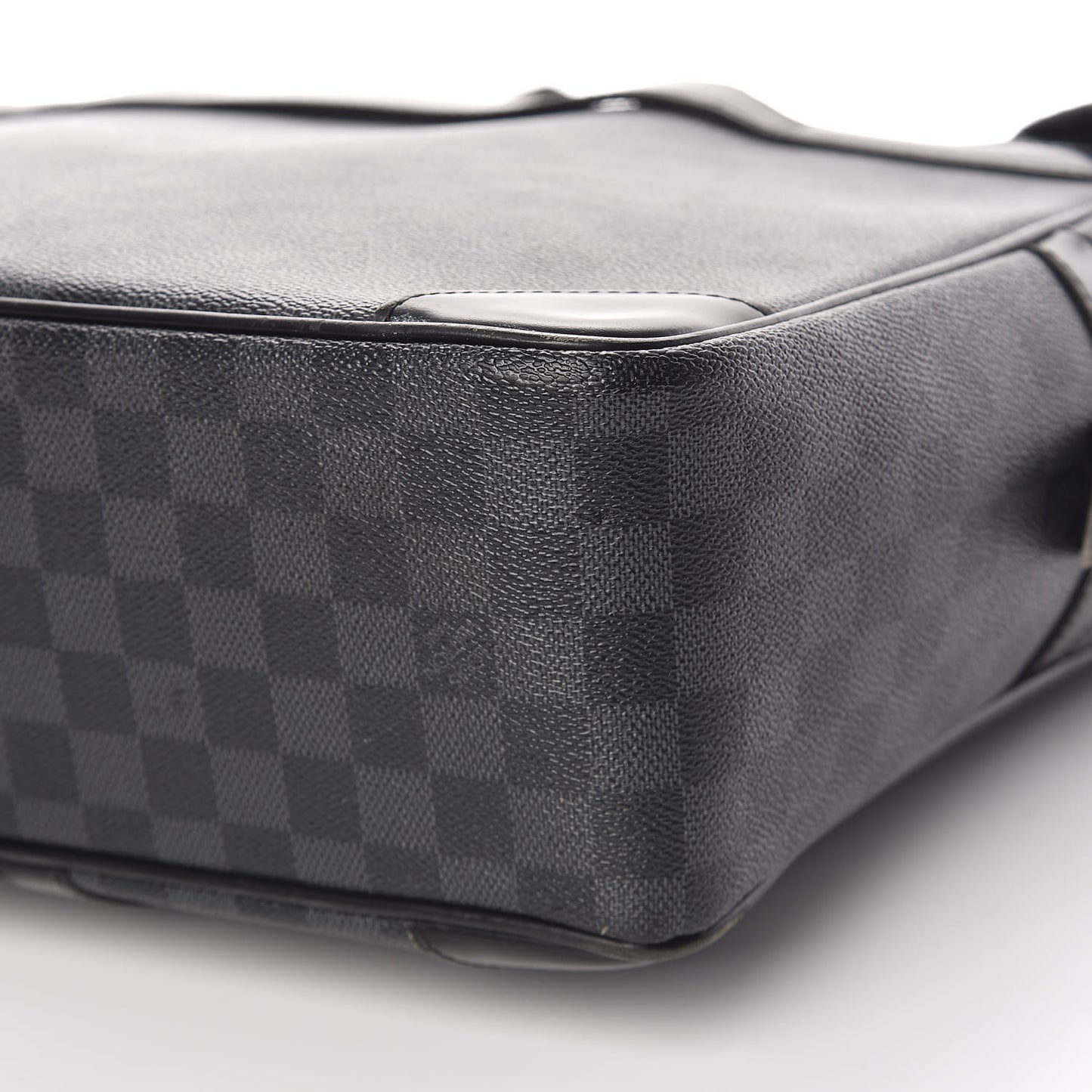 Damier Graphite Porte-Documents Voyage GM