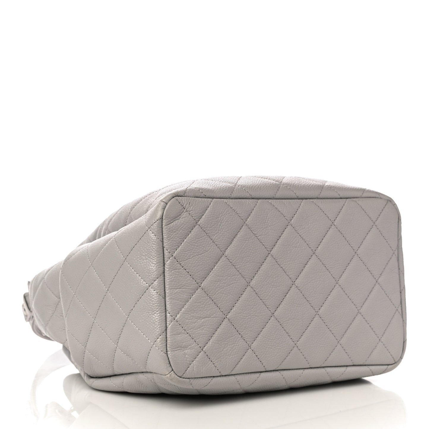 Caviar Flat Quilted CC Chain Bucket Drawstring Bag Light Grey