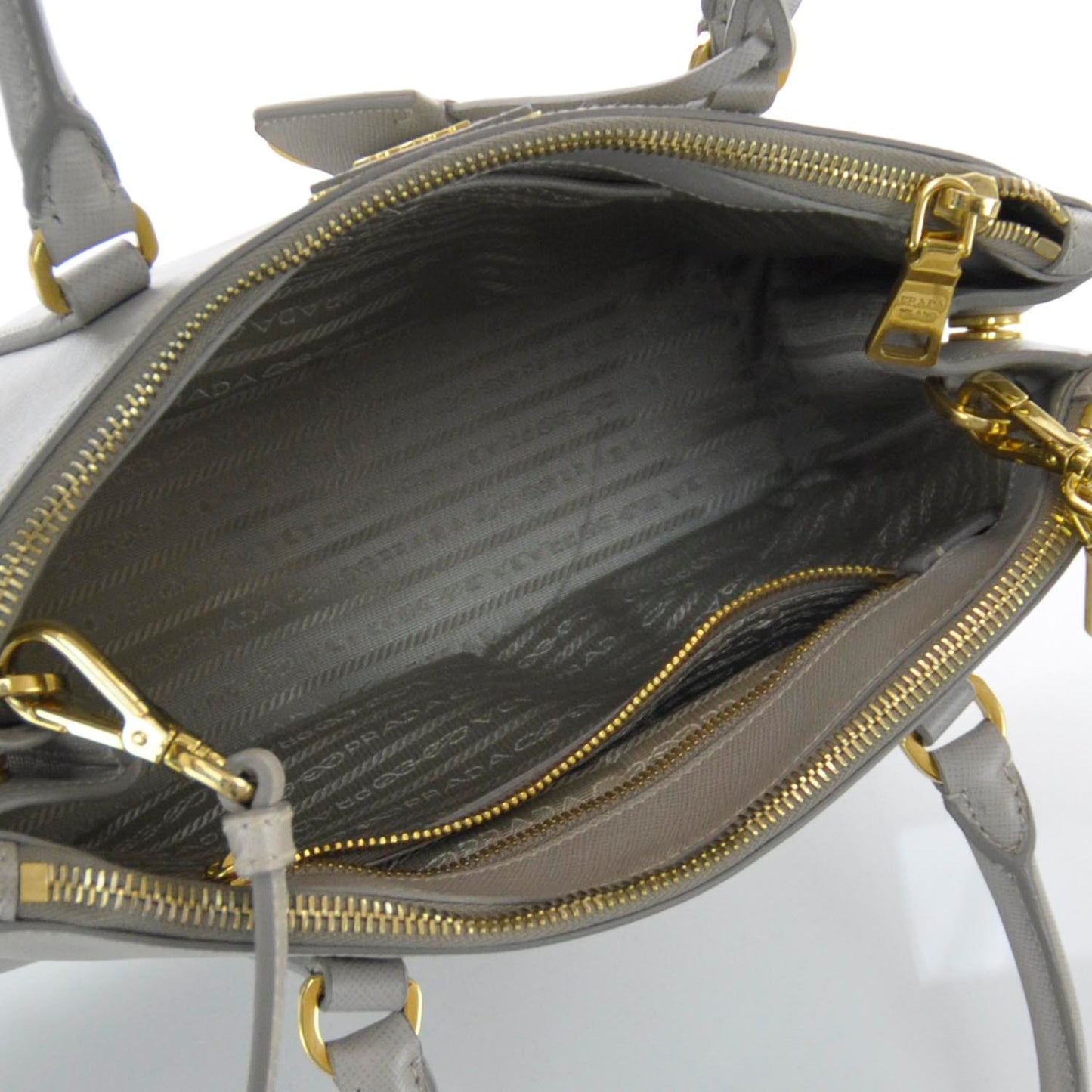 Saffiano Lux Double Zip Tote Pomice