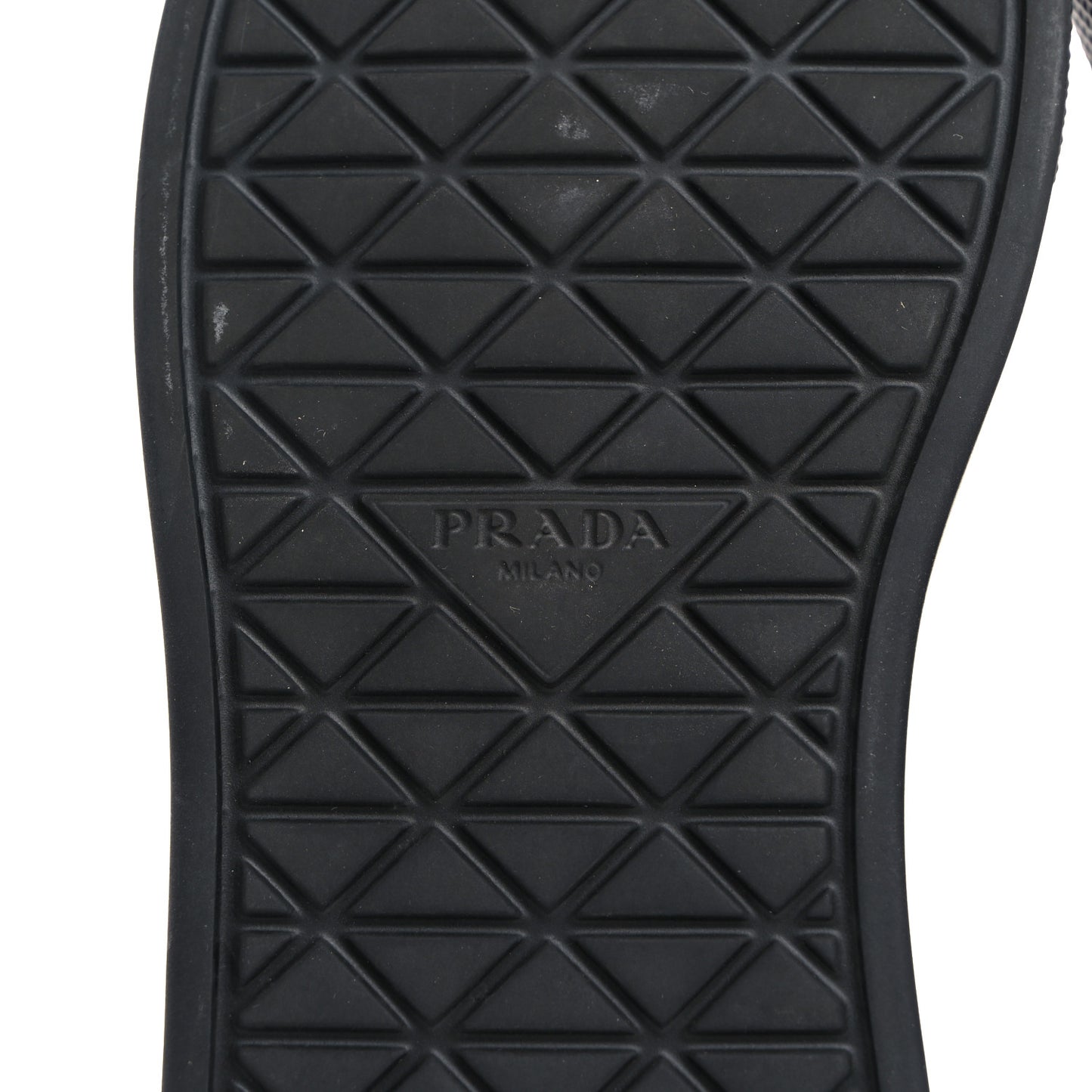 Re-Nylon Spazzolato Rubber Triangle Logo Macro Quilted Womens 45mm Platform Sneakers 37 Black