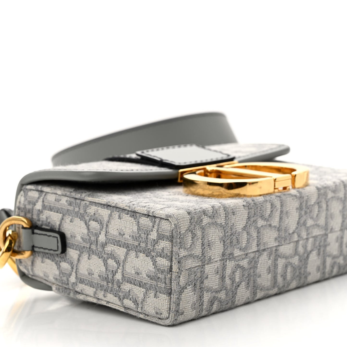 Oblique 30 Montaigne Box Bag Grey