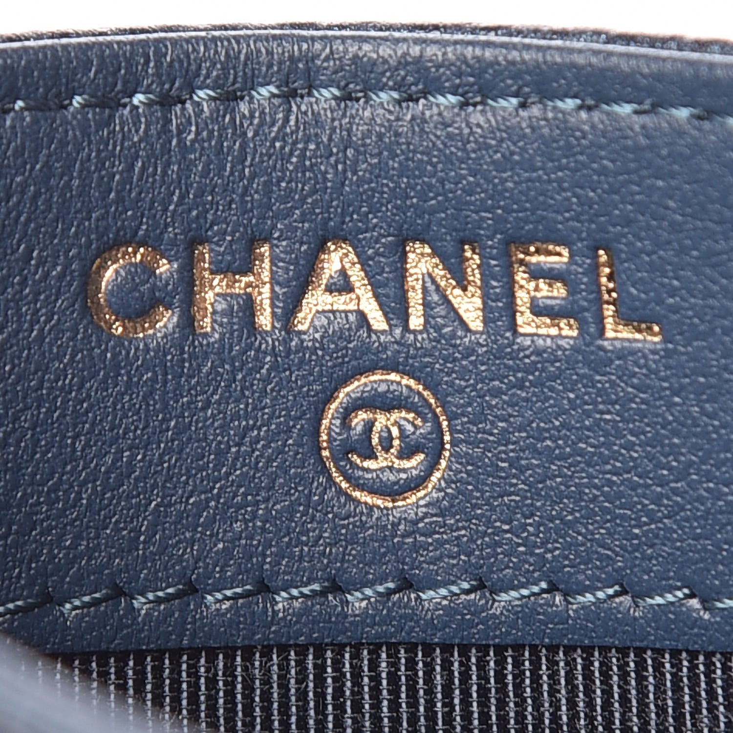 Chanel Metallic Caviar Quilted Card Holder Dark Blue 6 of 9