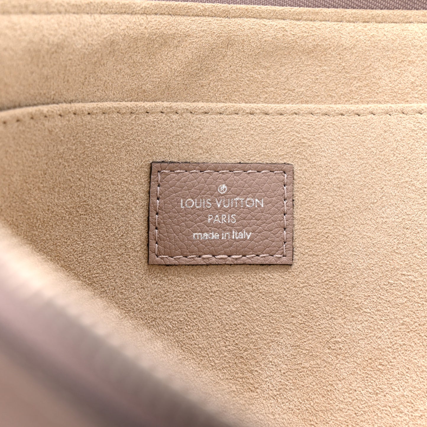 Calfskin Pochette Jour PM Taupe