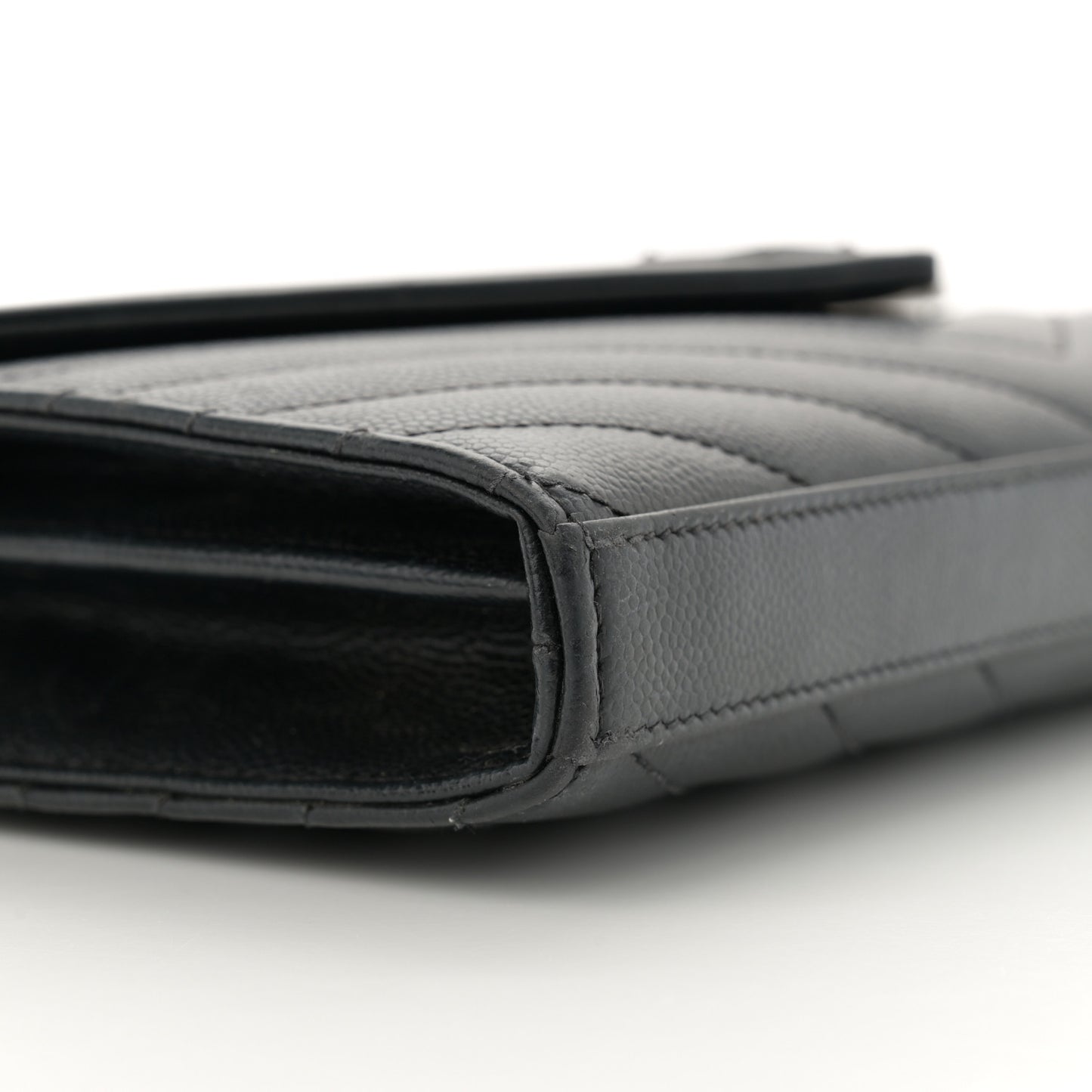 Grain De Poudre Matelasse Chevron Monogram Monochrome Chain Wallet Black