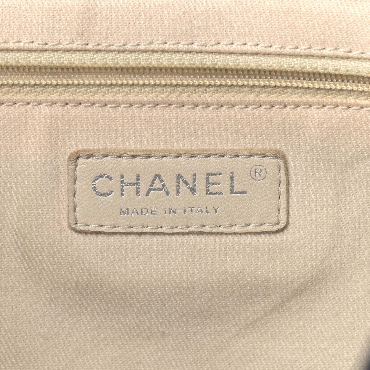 Grained Calfskin CC Pocket Tote Black