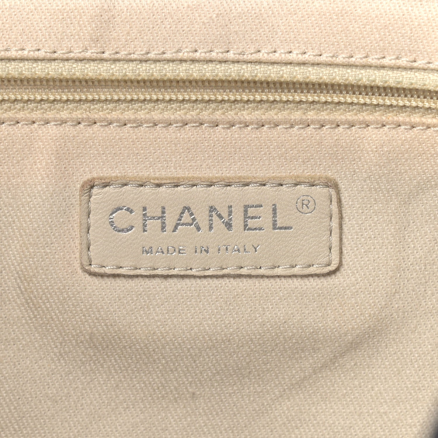 Chanel Grained Calfskin CC Pocket Tote Black 6 of 14