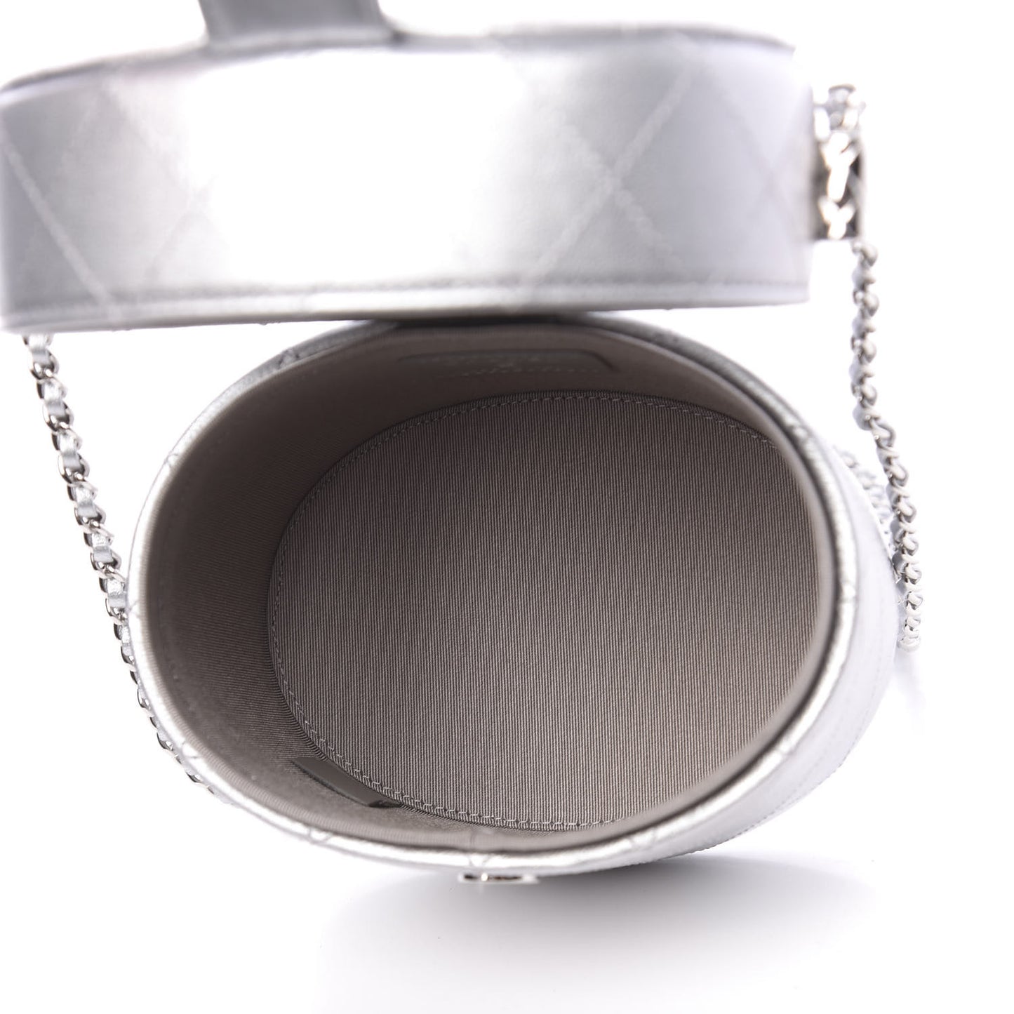 Metallic Lambskin Quilted Round Vanity Case With Chain Silver