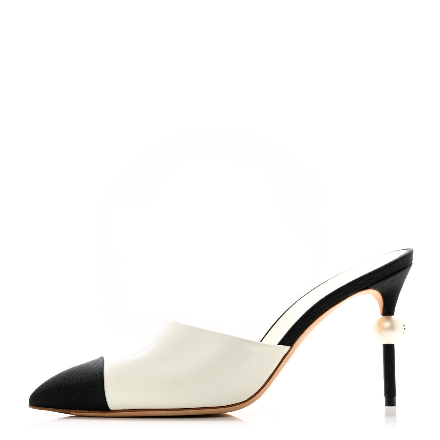 Patent Lambskin Grosgrain Cap Toe Pearl Mule 39 Ecru Black