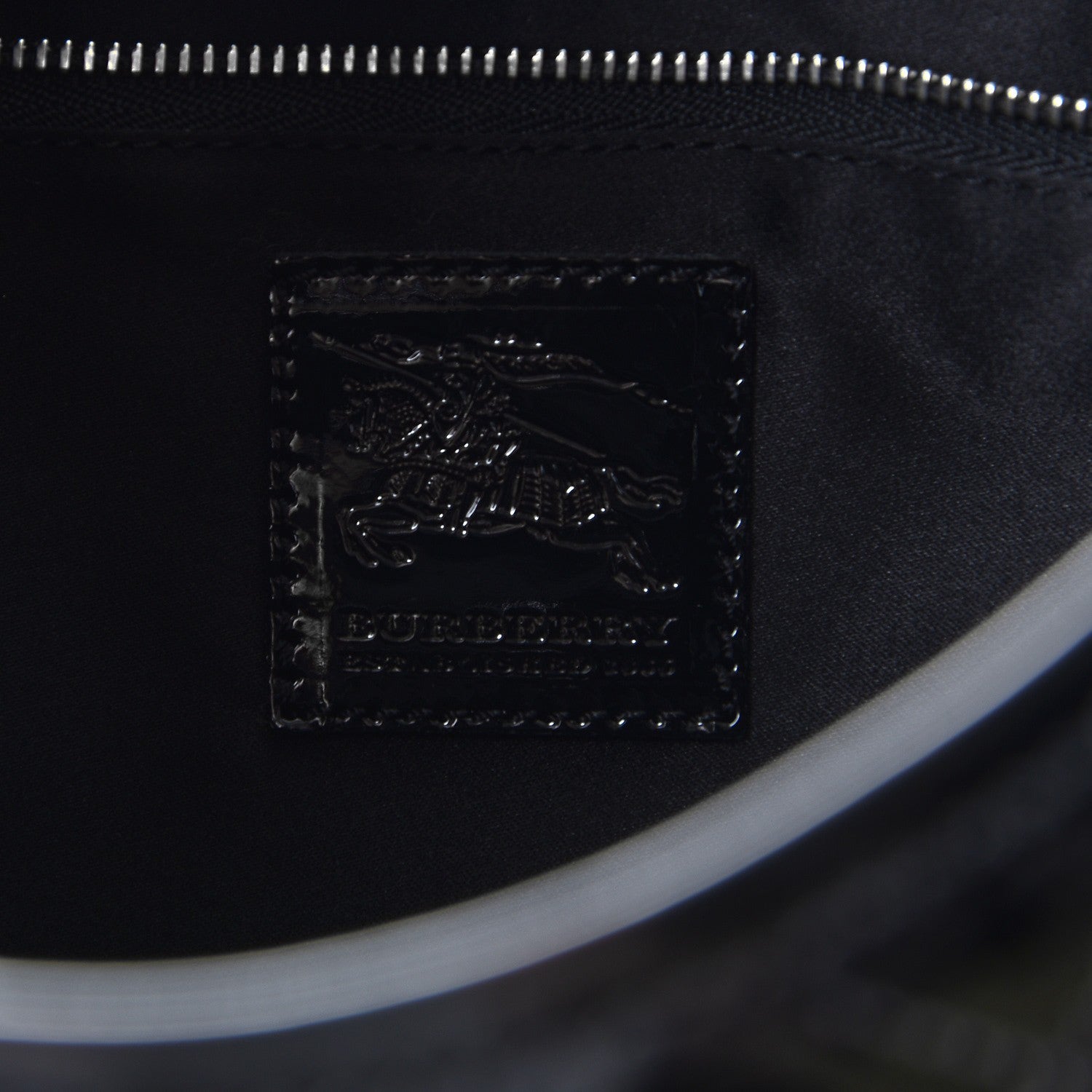Burberry Patent Quilted Brook Hobo Black 6 of 9