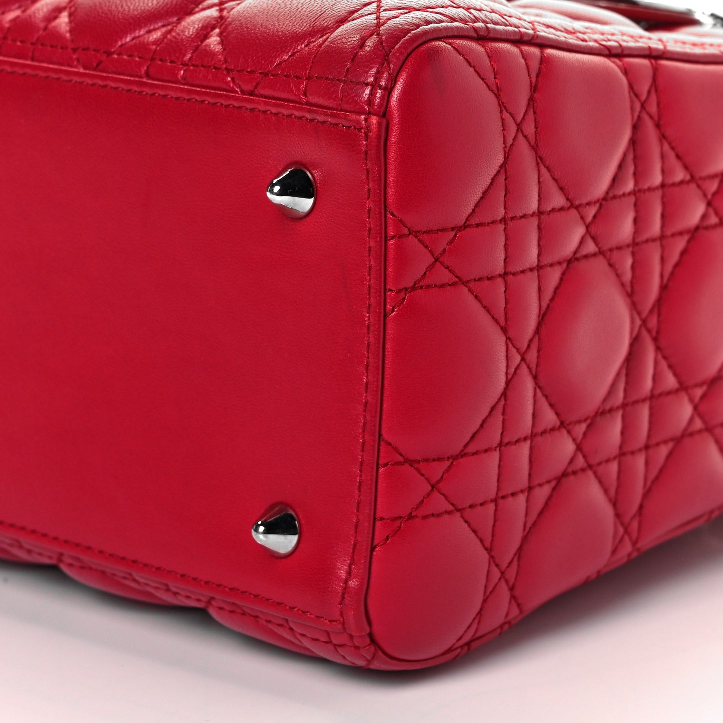 Lambskin Cannage Medium Lady Dior Red