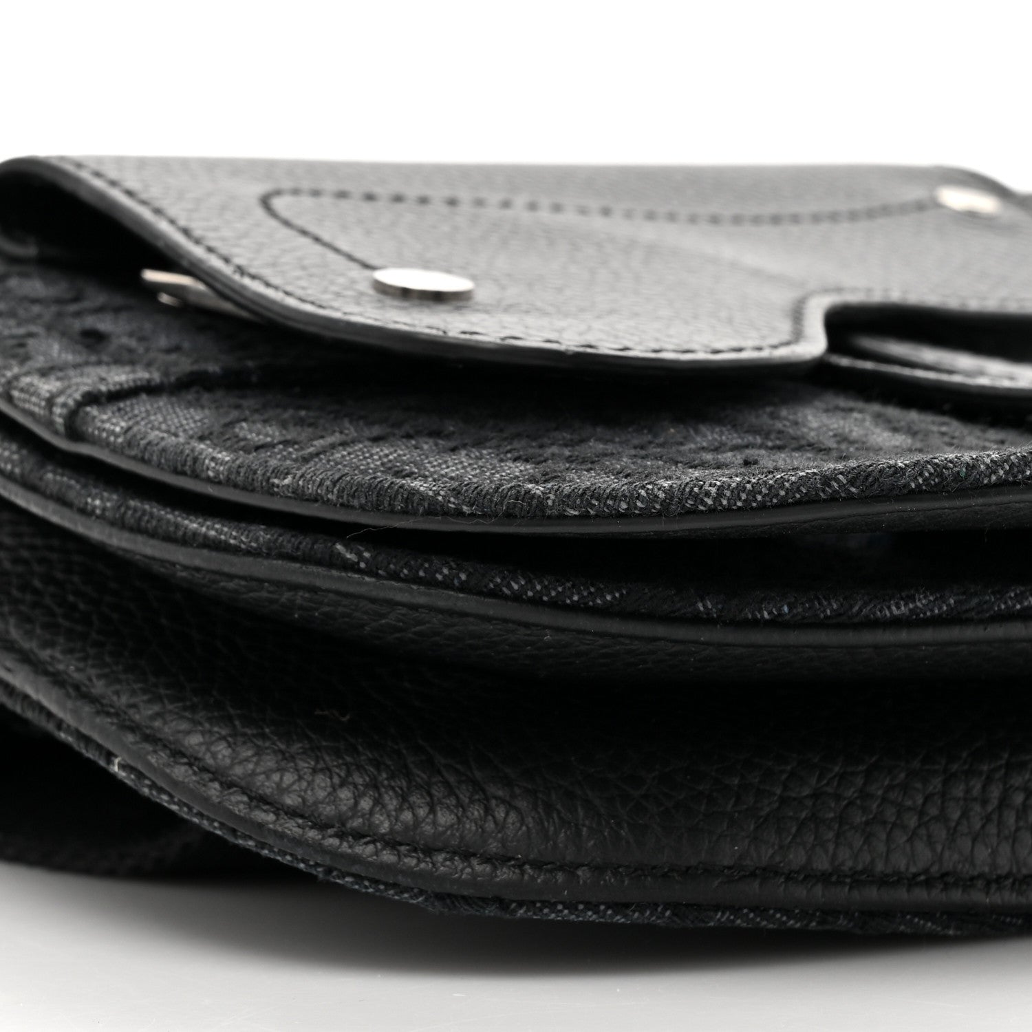 Christian Dior Oblique Saddle Messenger Pouch Black 10 of 16