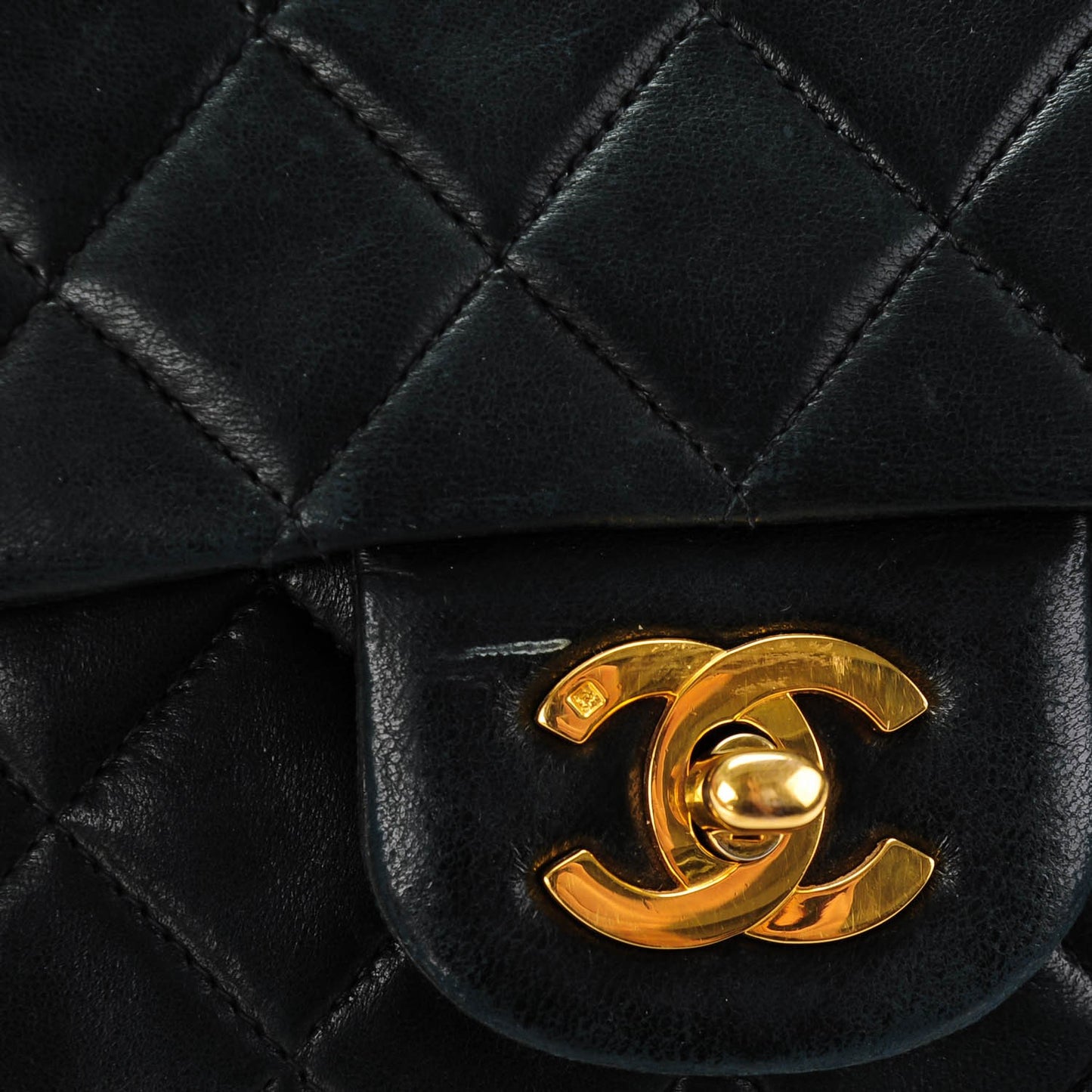 Lambskin Quilted Medium Double Flap Black