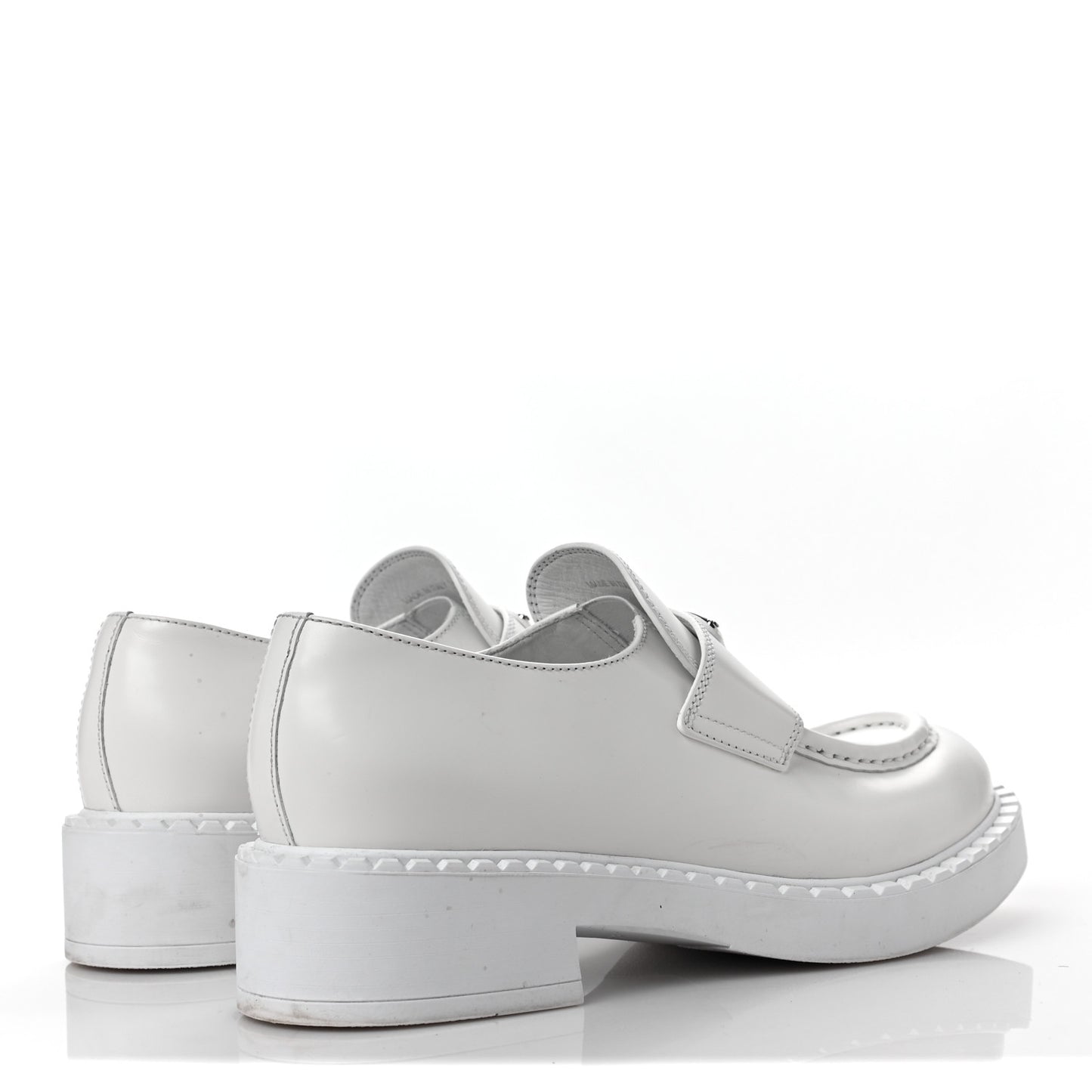 Spazzolato Metal Triangle Logo 50mm Loafers 38.5 White