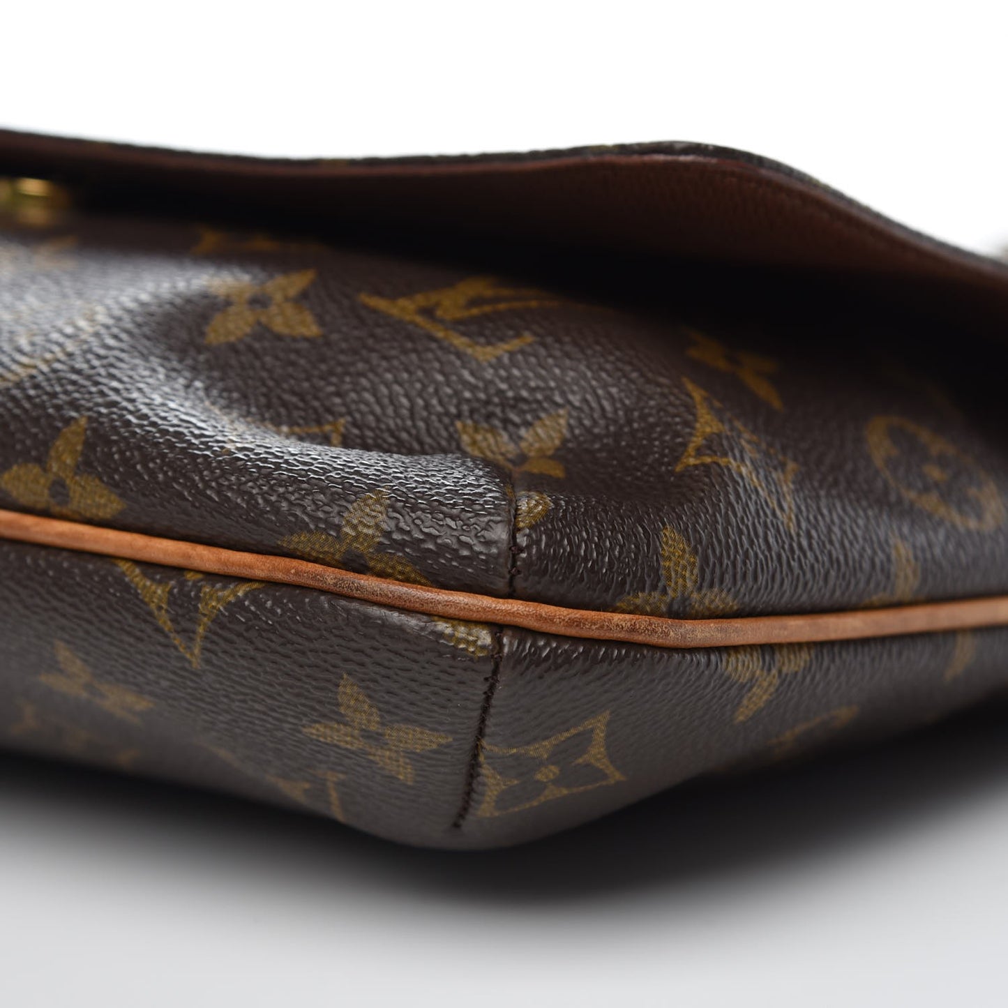 Monogram Musette Tango