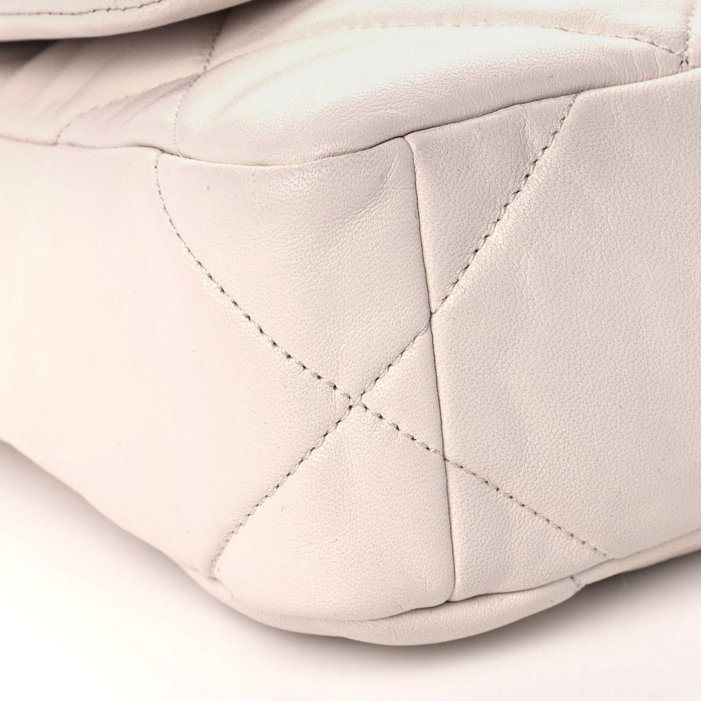 Lambskin Quilted Medium Chanel 19 Flap Light Beige