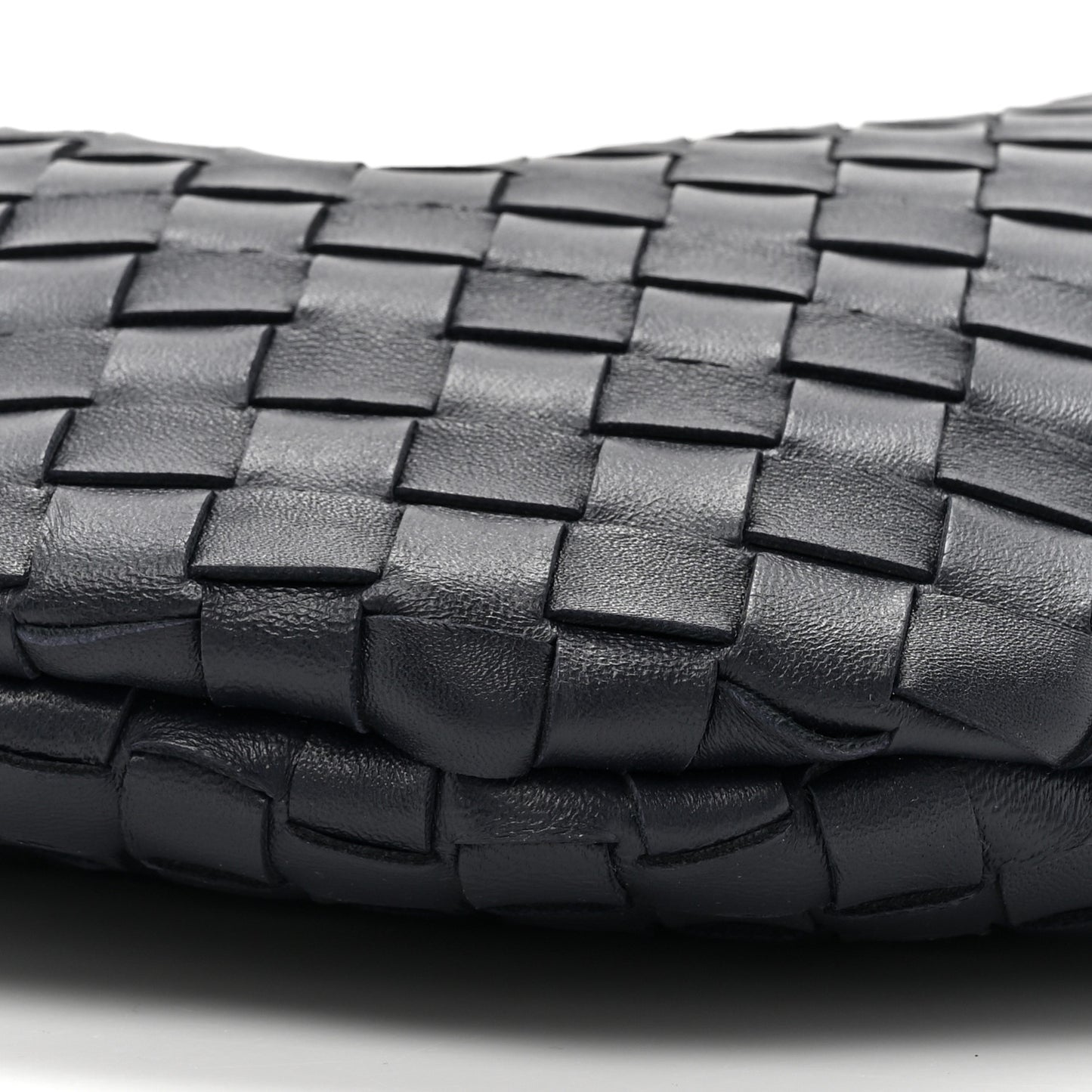Nappa Intrecciato Sardine With Chain Bag Space