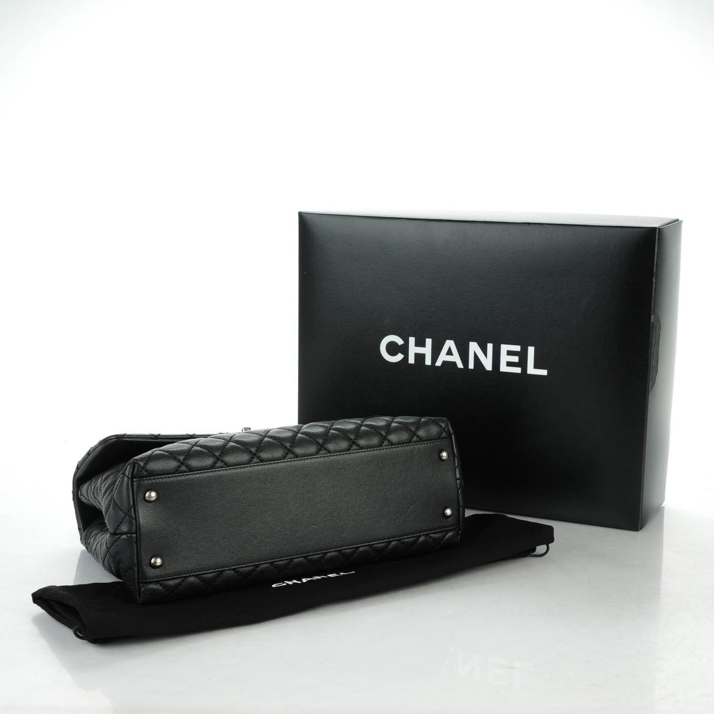 Caviar Quilted Medium Coco Handle Flap Black