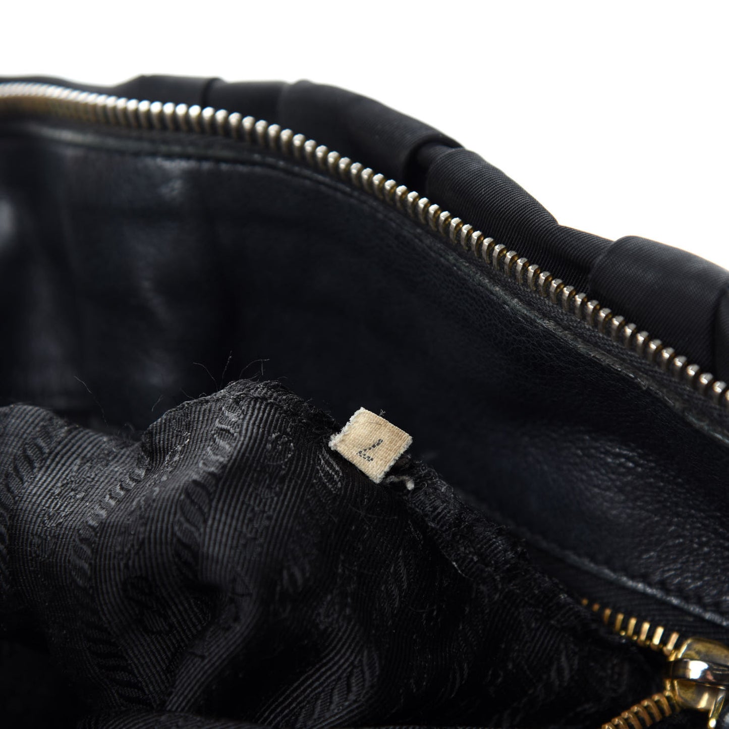 Tessuto Nylon Gaufre Tote Black