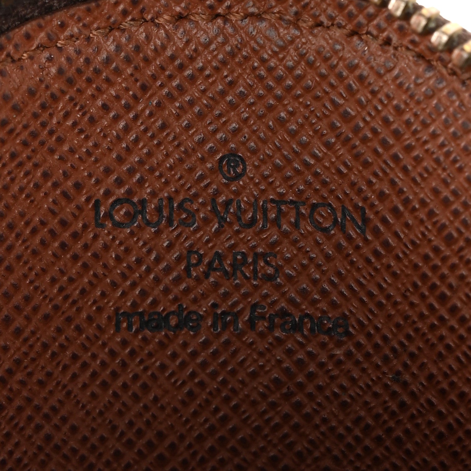 Louis Vuitton Monogram Round Coin Purse 6 of 7