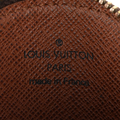 Louis Vuitton Monogram Round Coin Purse 6 of 7