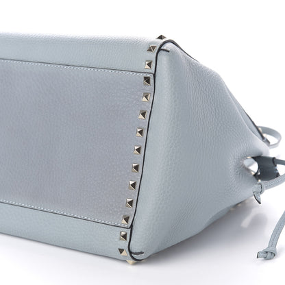 Valentino Garavani Pebbled Calfskin Rockstud Double Handle Cinch Tote Nube 7 of 9
