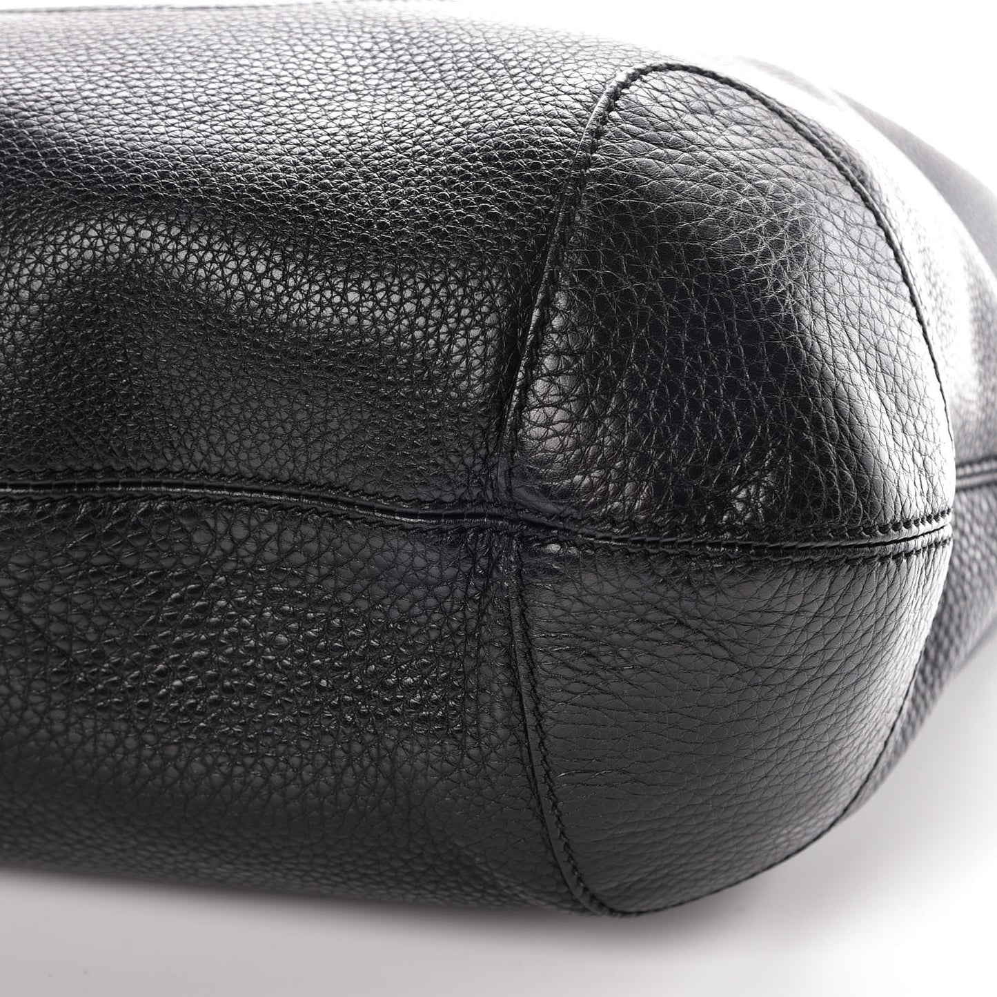 Pebbled Calfskin Medium Soho Chain Hobo Black
