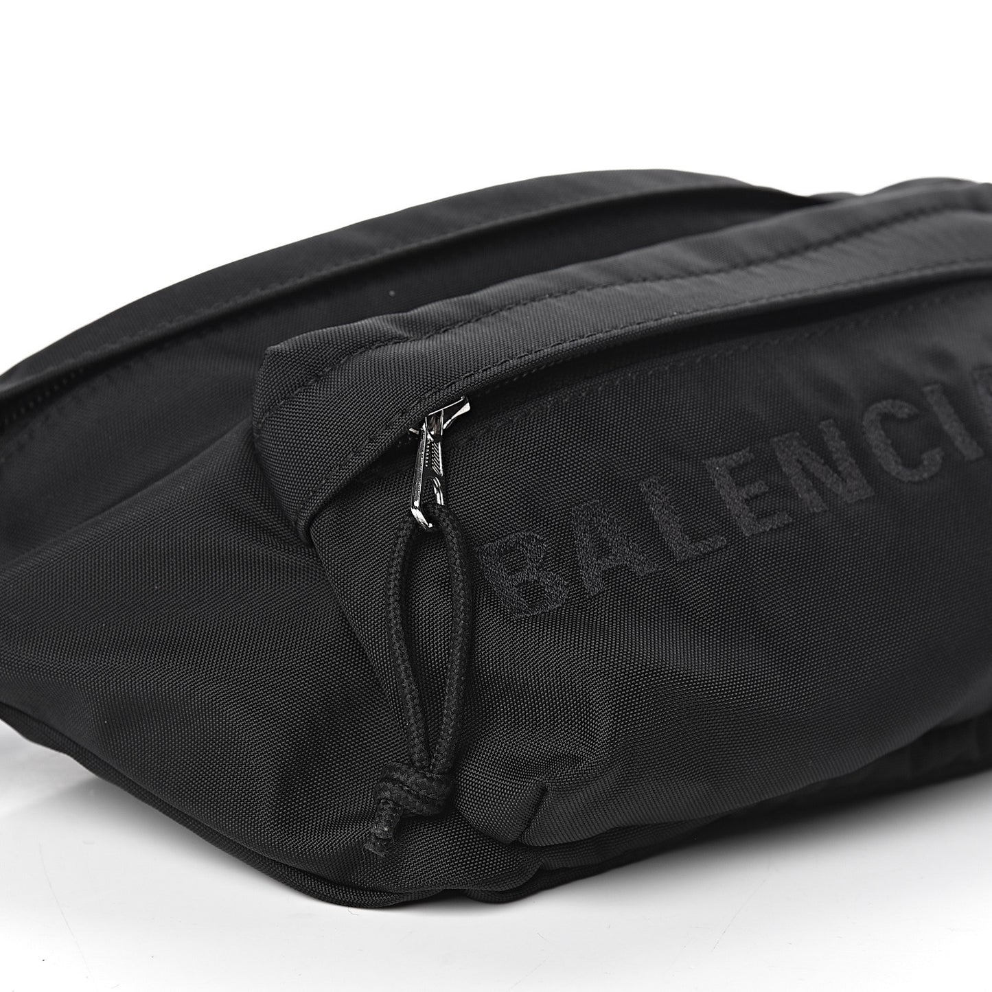 Textured Sport Nylon Logo Embroidered Wheel Beltpack Black