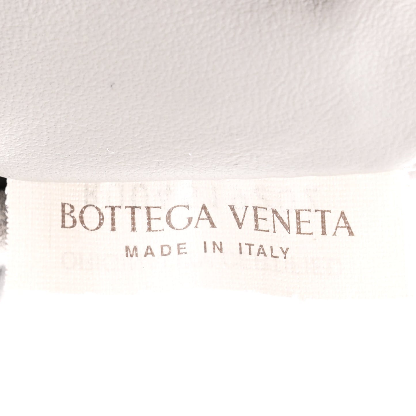 Suede Intrecciato Small Hop Sterling