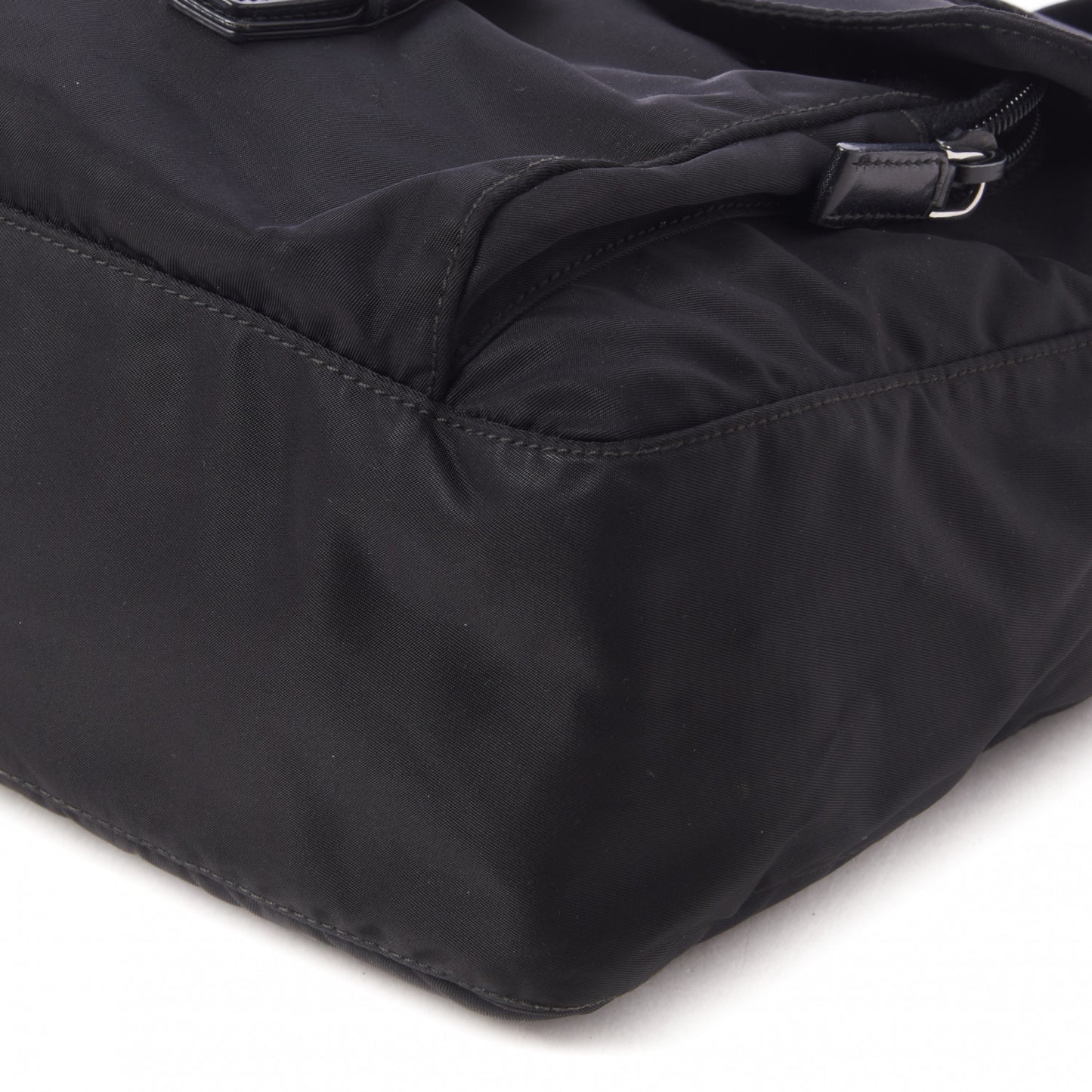 Tessuto Nylon Single Buckle Messenger Bag Black