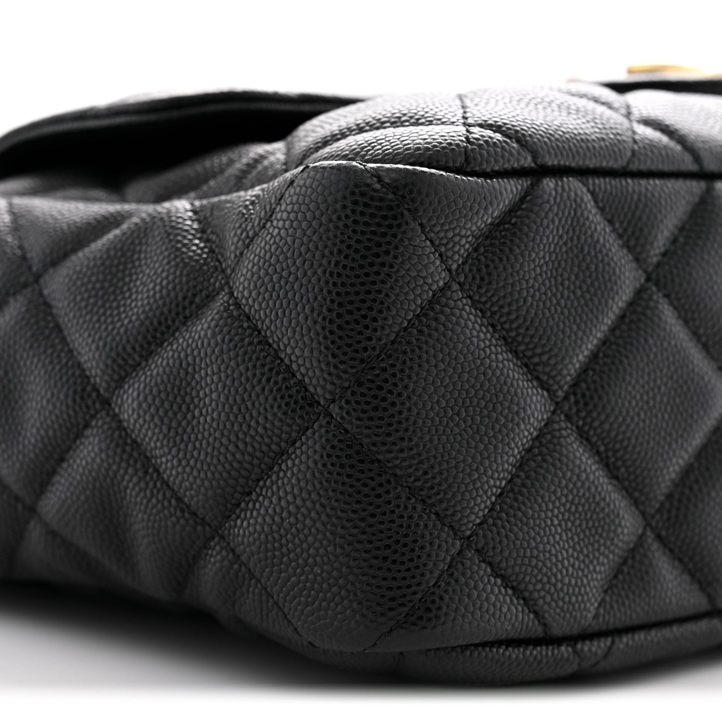 Caviar Quilted Wavy CC Hobo Black