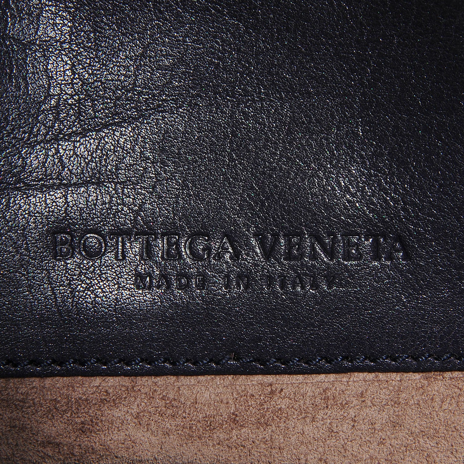 Bottega Veneta Iridescent Shiny Calf Scarabee Crossbody Bag Ink 6 of 8
