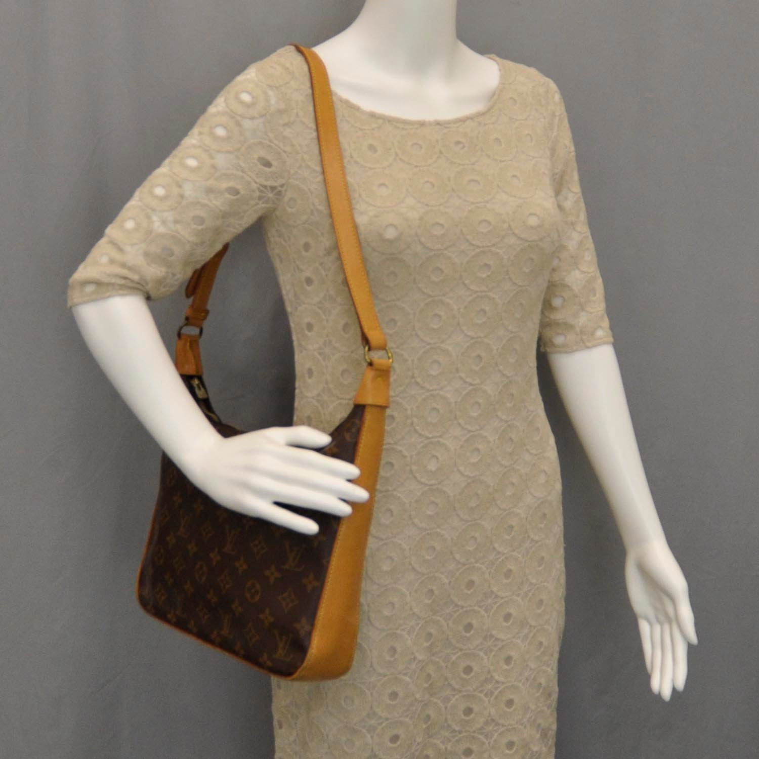 Louis Vuitton Monogram Bagatelle 2 of 8