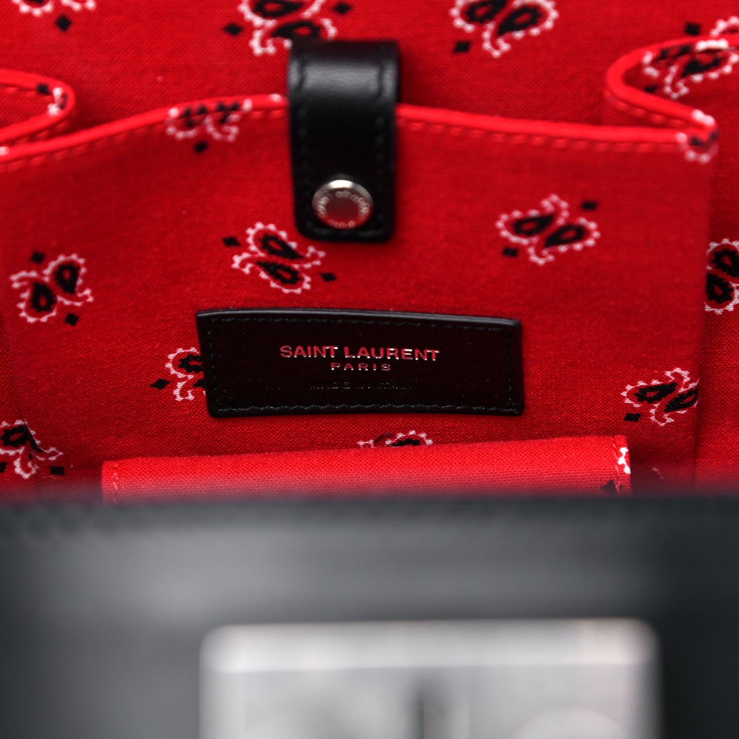 Calfskin Small Mica Hat Box Black