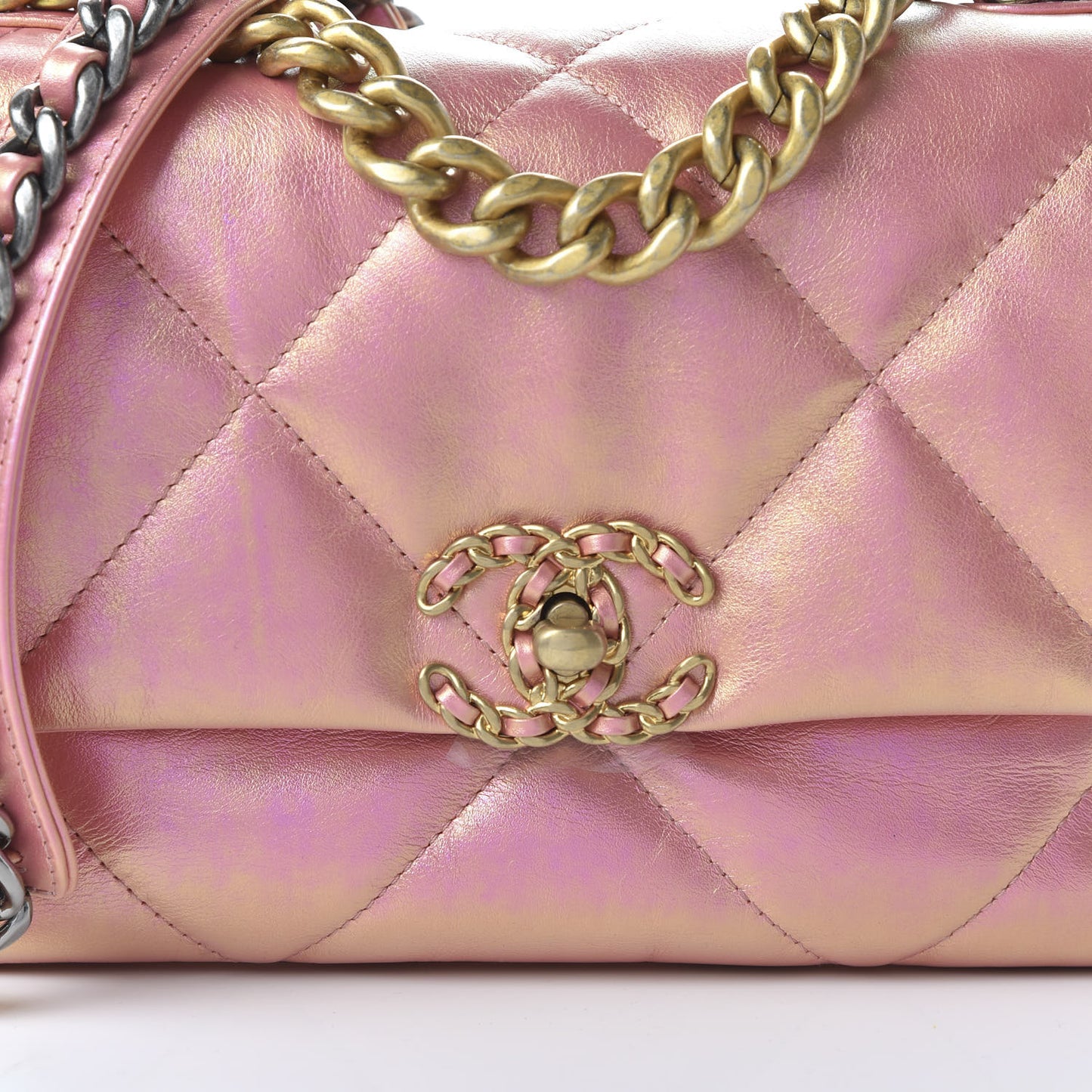 Iridescent Calfskin Quilted Medium 19 Flap Pink