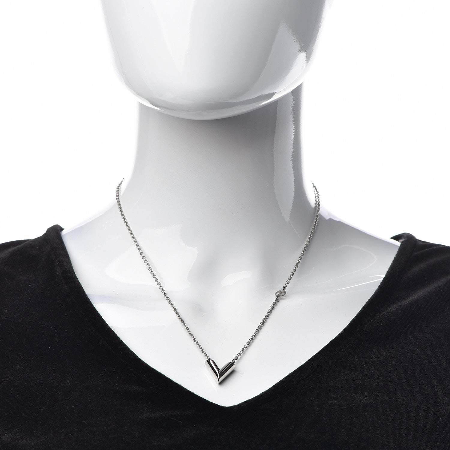 Louis Vuitton Metal Essential V Supple Necklace Silver 2 of 8