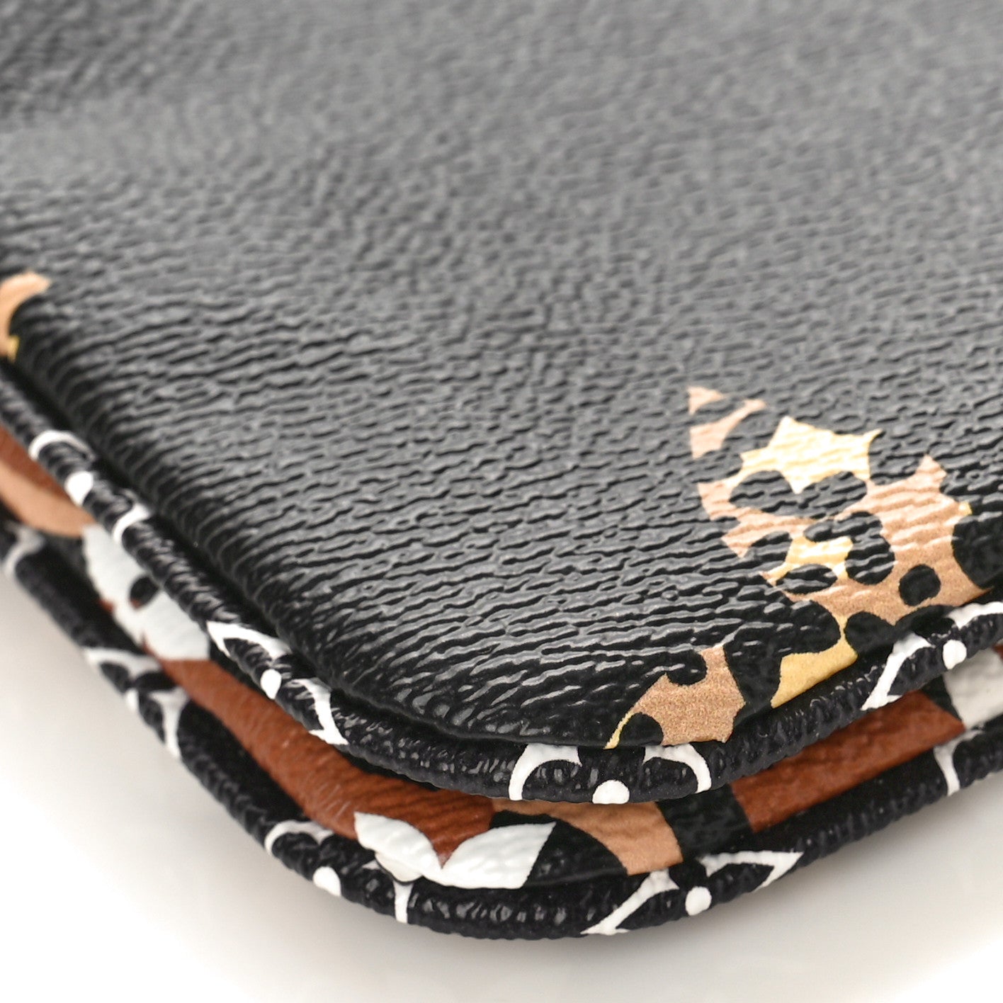 Louis Vuitton Monogram Giant Jungle Pochette Double Zip Black 8 of 9