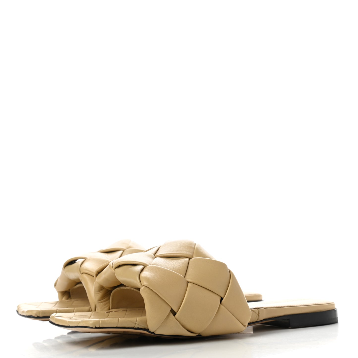 Nappa Maxi Intrecciato Lido Flat Sandals 38 Cane Sugar