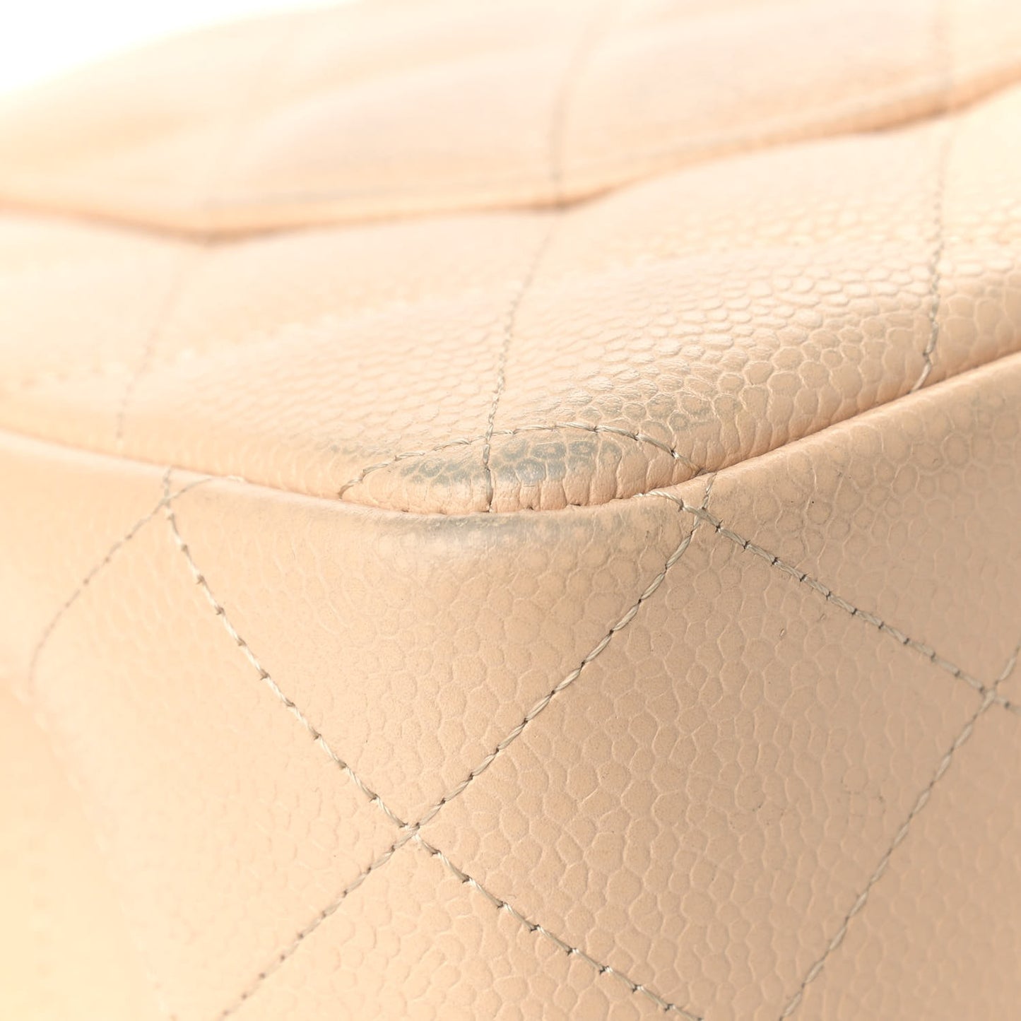Caviar Quilted Jumbo Double Flap Beige Clair