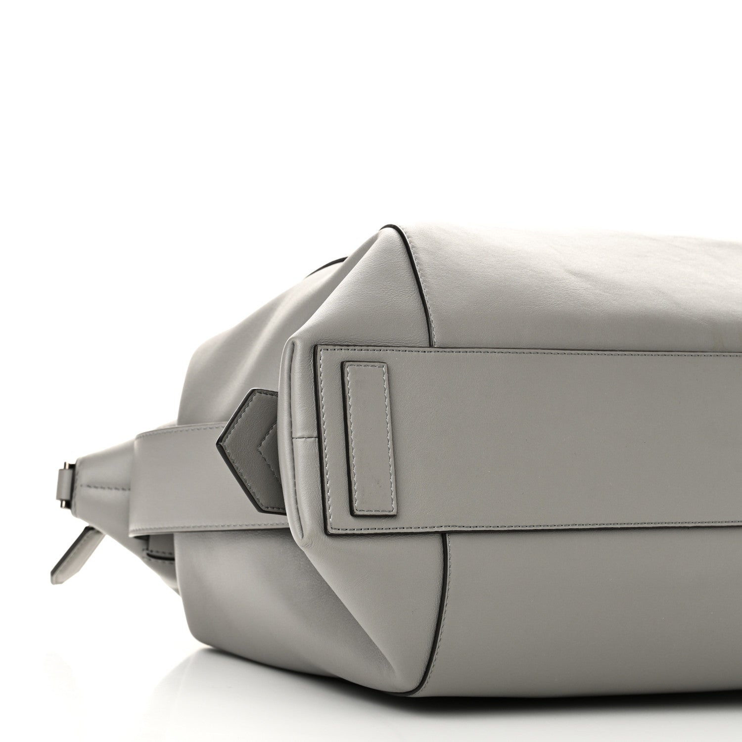 Givenchy Soft Calfskin Medium Soft Antigona Pearl Grey 8 of 9