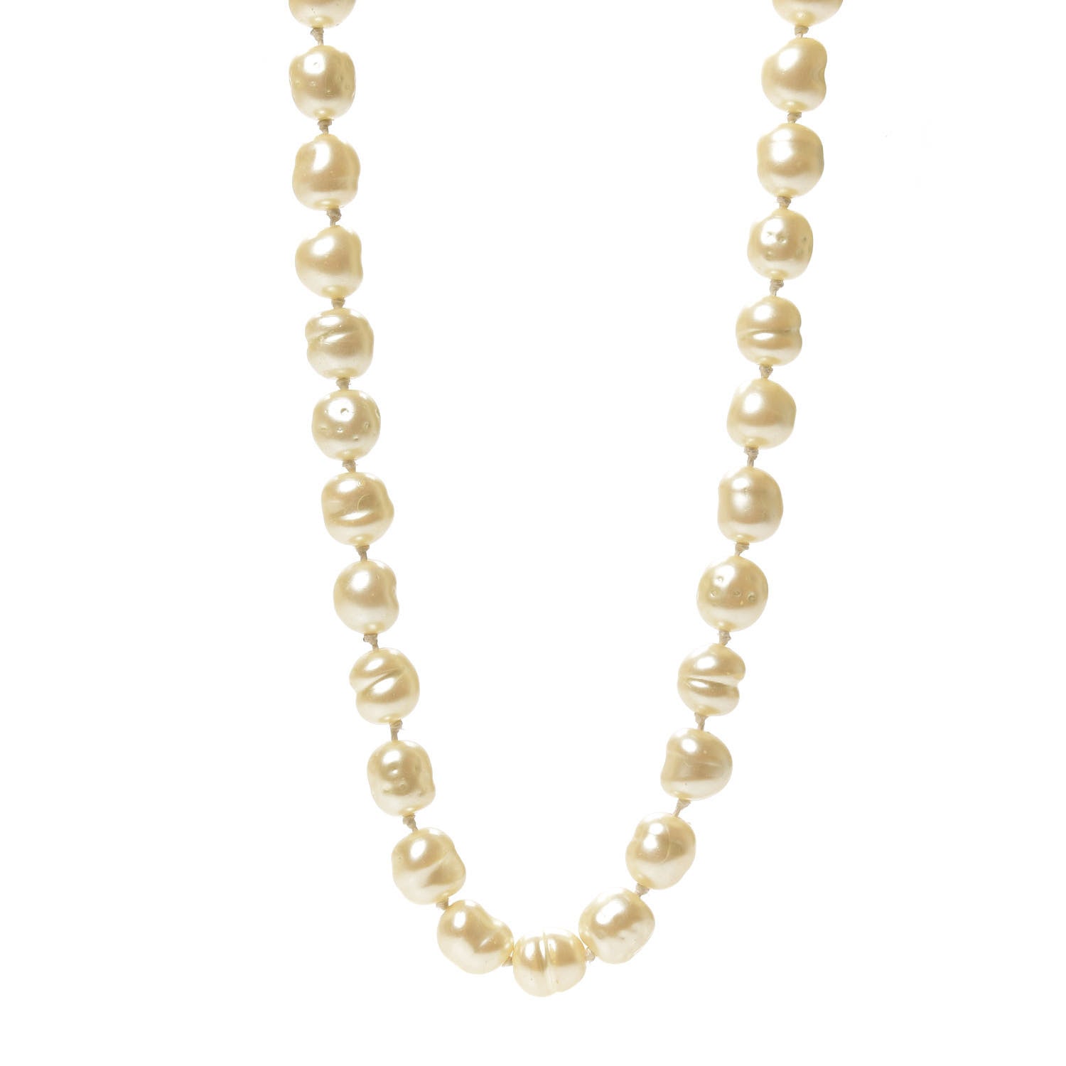Chanel Pearl Short Necklace Gold 1 of 7