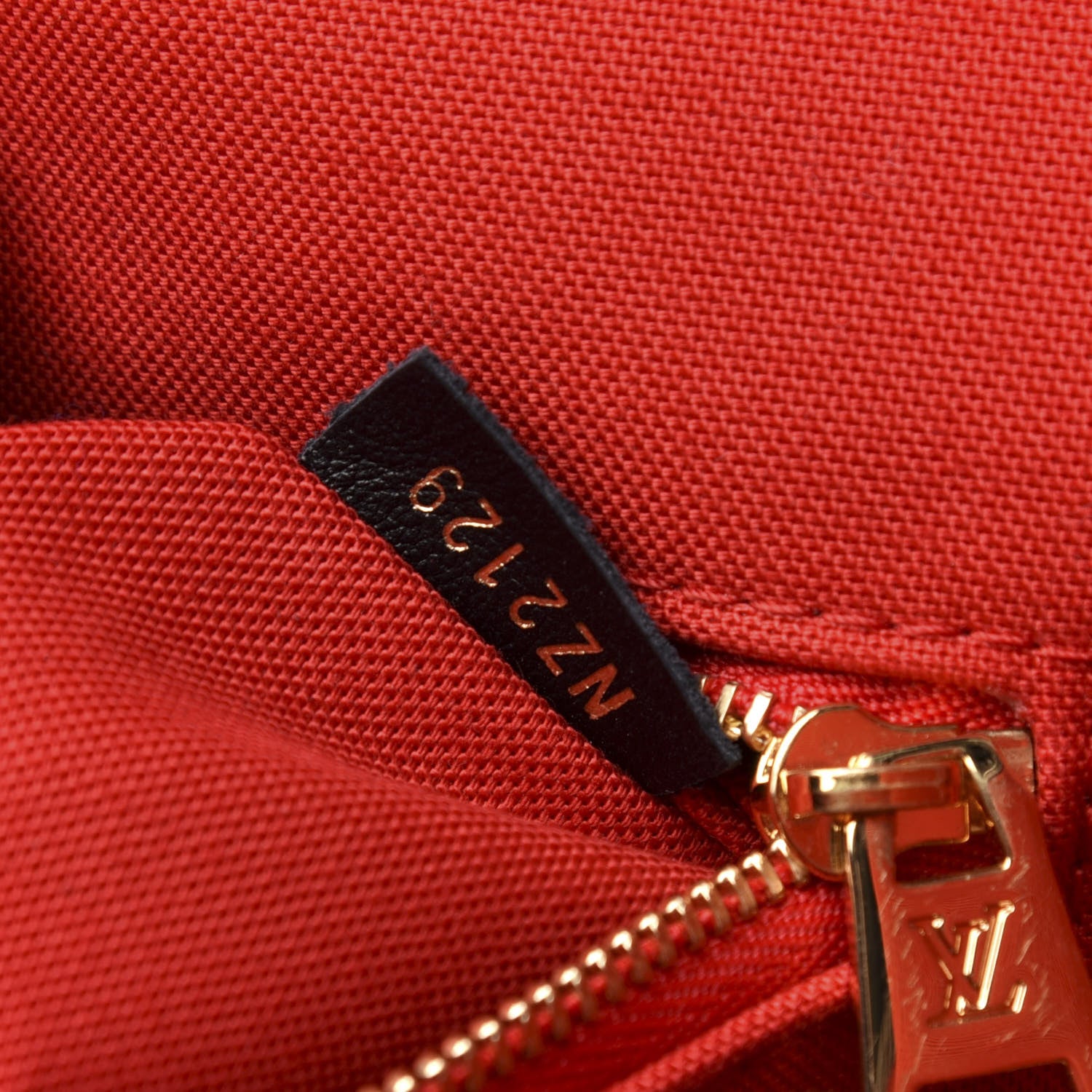 Louis Vuitton Reverse Monogram Giant Onthego GM 9 of 10