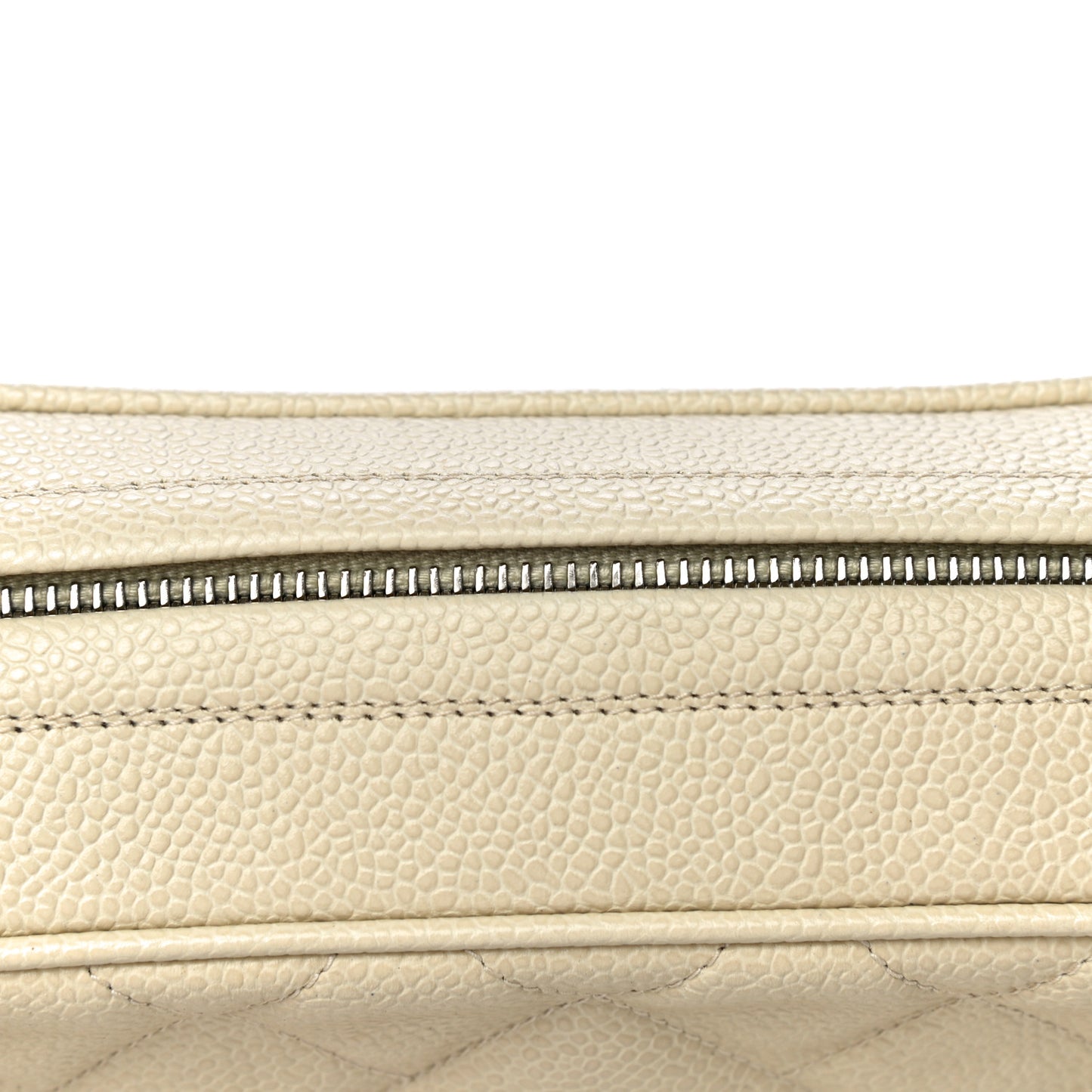 Caviar Quilted CC Camera Case Light Beige