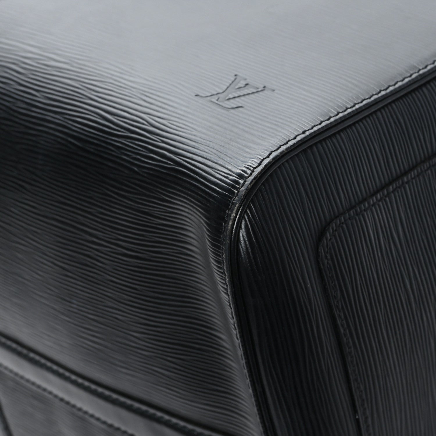 Louis Vuitton Epi Keepall 55 Black 8 of 10