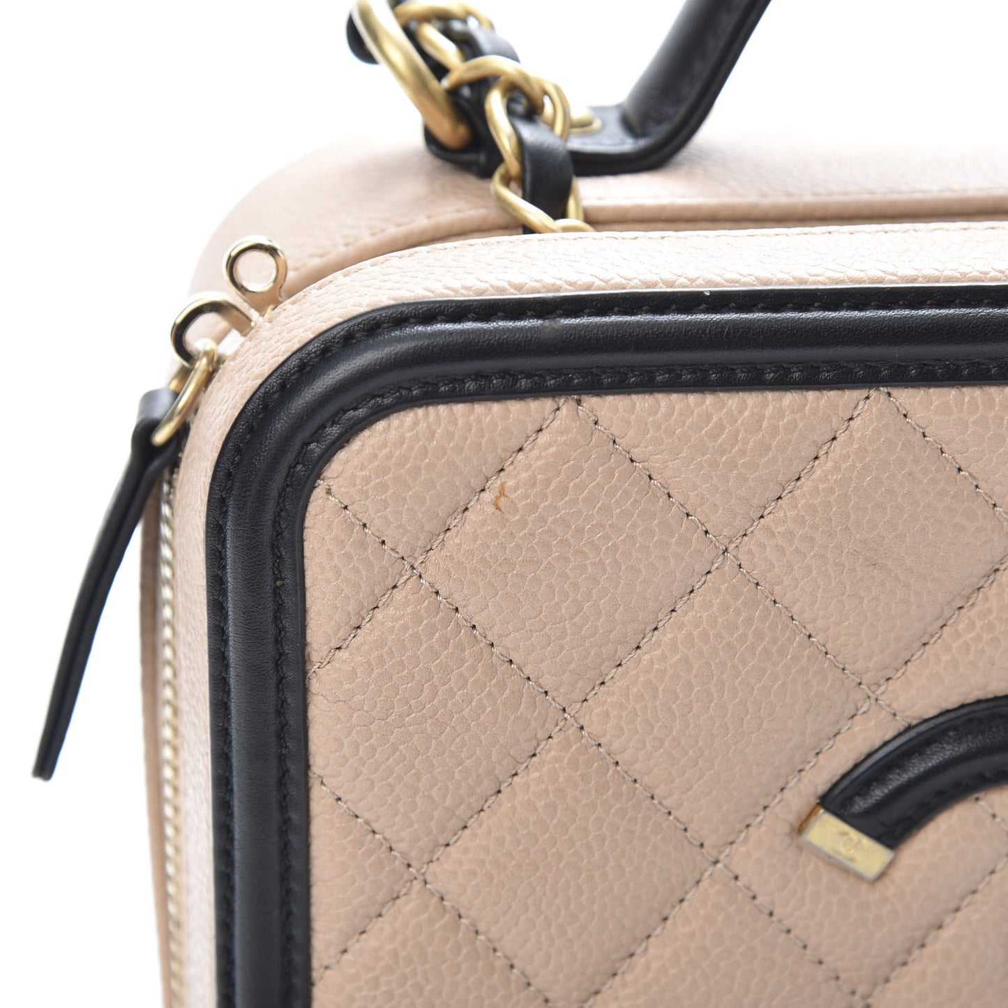 Caviar Quilted Medium CC Filigree Vanity Case Beige Black