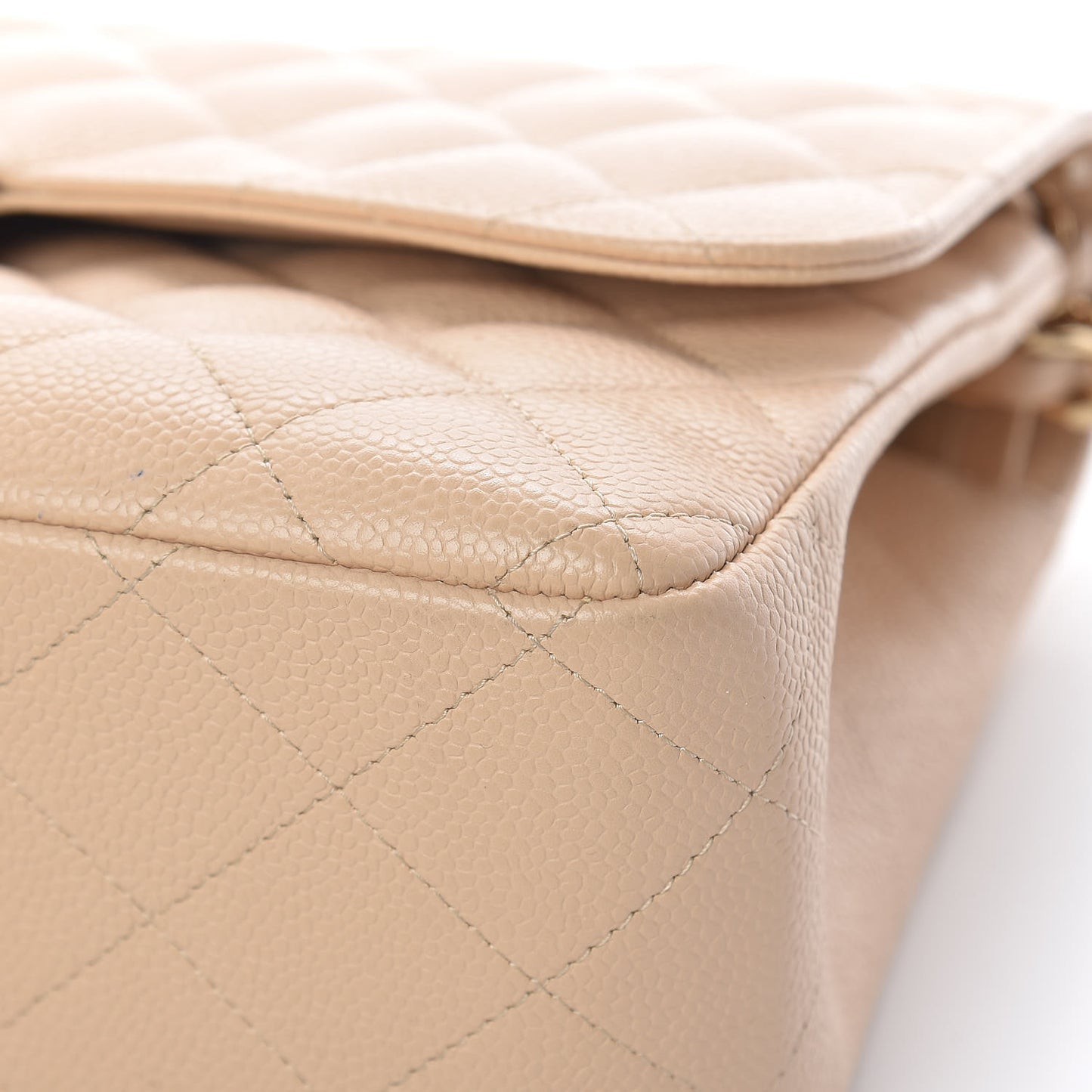 Caviar Quilted Jumbo Double Flap Beige Clair
