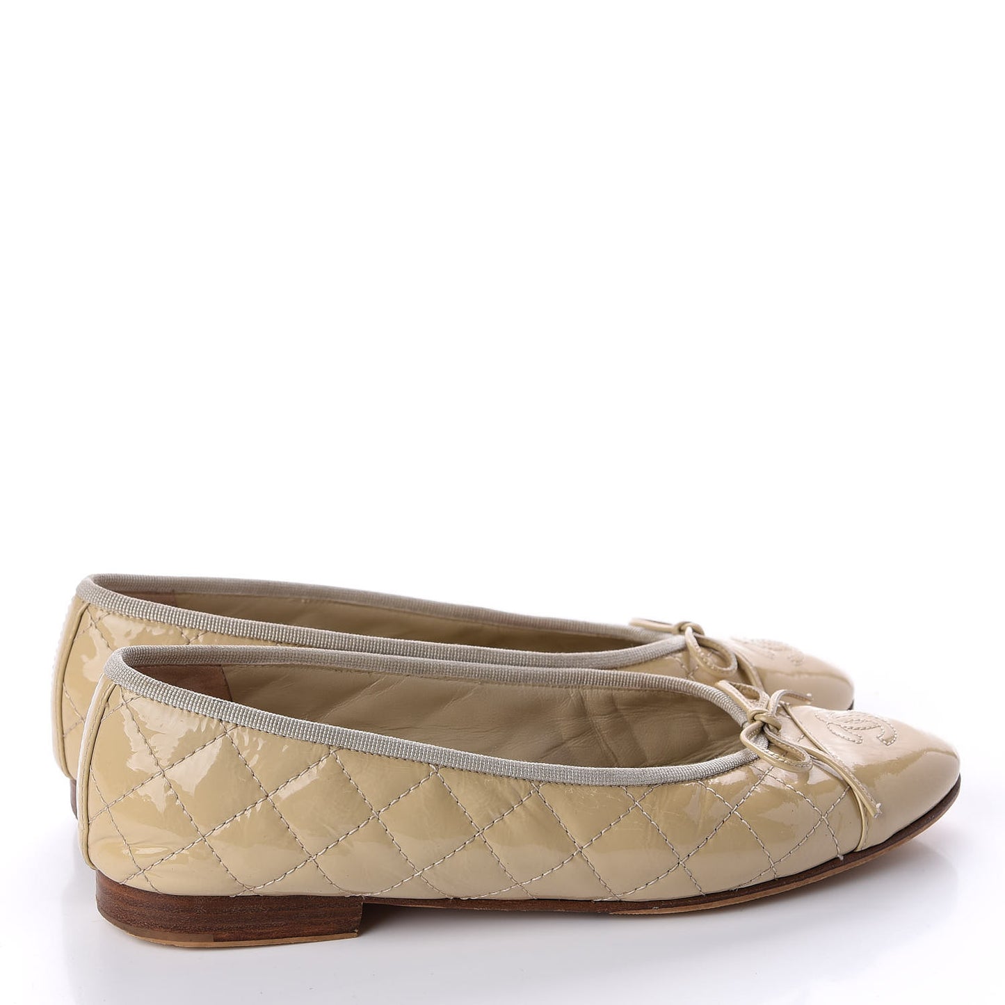 Patent Calfskin Quilted Cap Toe CC Ballerina Flats 38 Beige
