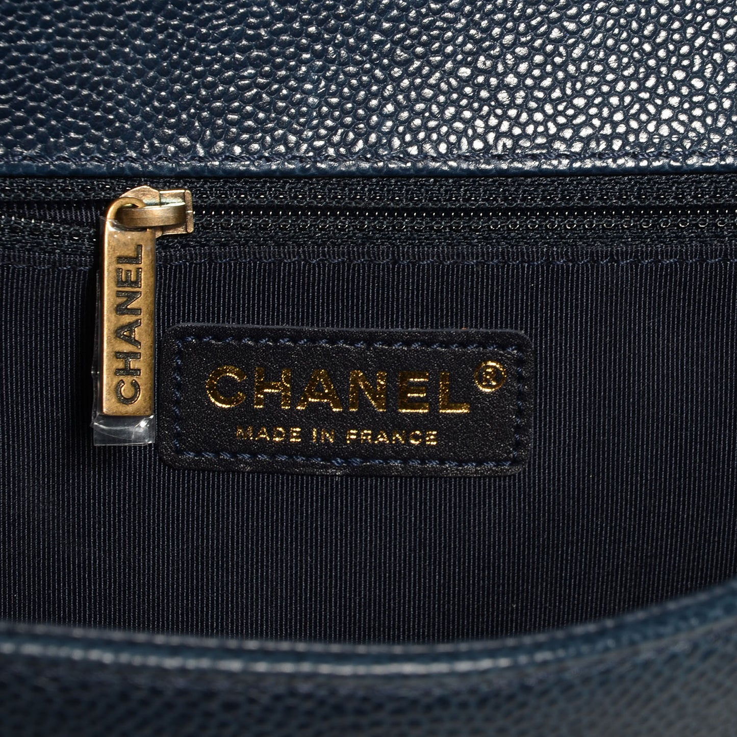 Caviar Quilted Medium Boy Flap Navy